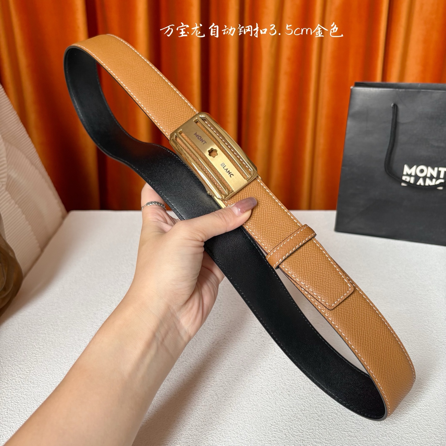 品牌：【万宝龙】 Montblanc家持续其一贯的高雅、绅士、精致的风格，进口小牛皮，手感细腻柔软。纯钢