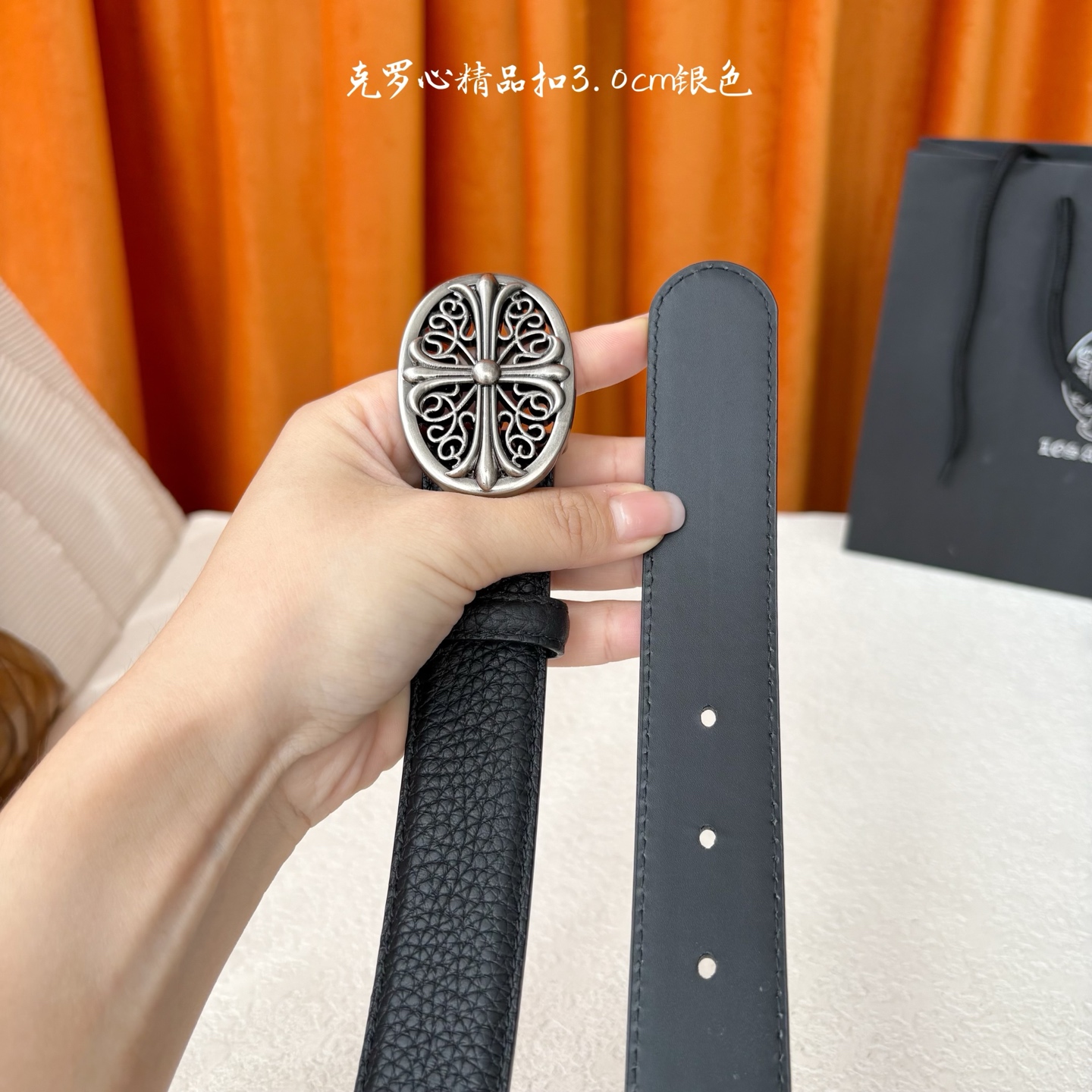 𝐂𝐡𝐫𝐨𝐦𝐞𝐇𝐞𝐚𝐫𝐭𝐬 克罗心经典✝️皮带，复古银五金搭配头层牛皮腰带，酷炫十足。宽度3.0cm