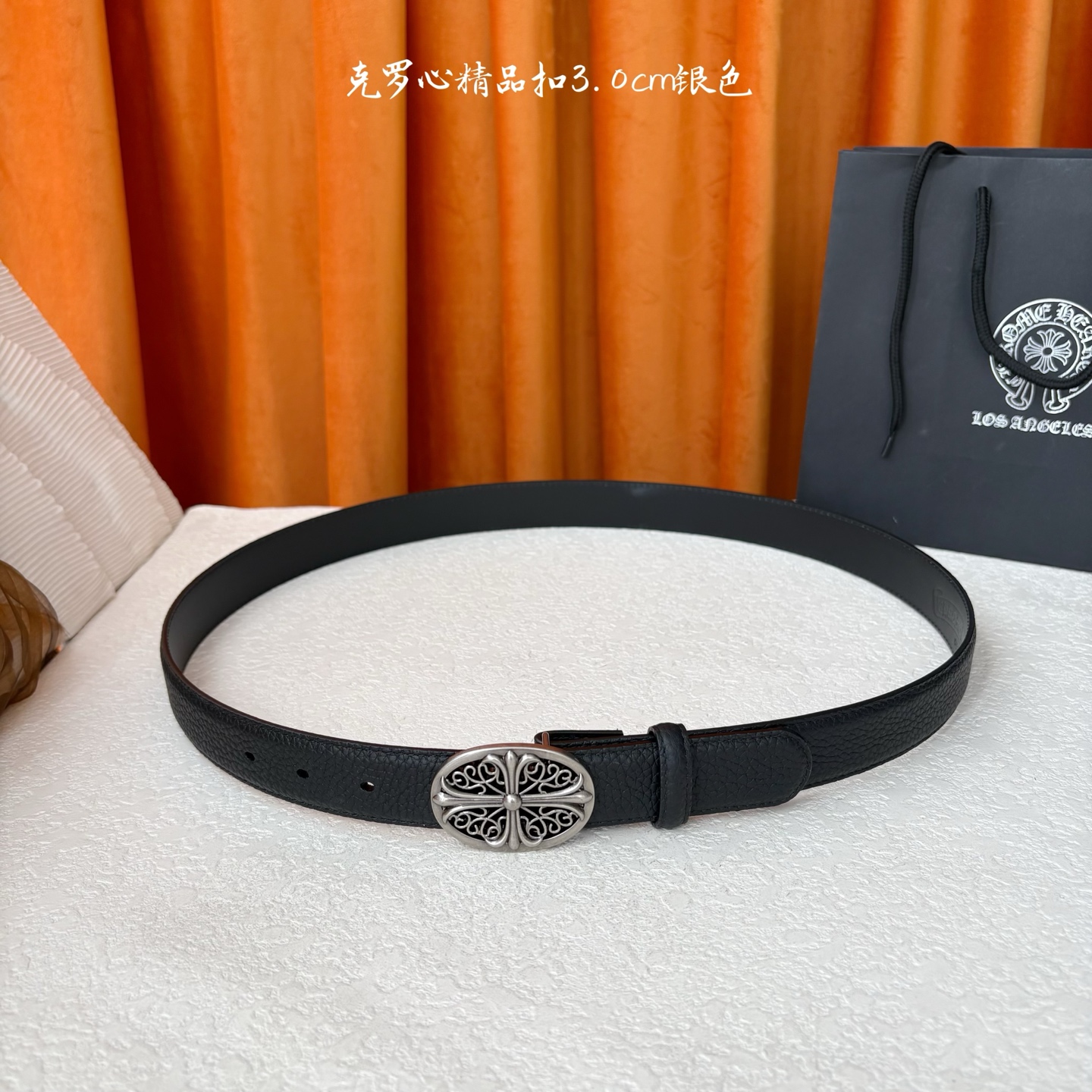 𝐂𝐡𝐫𝐨𝐦𝐞𝐇𝐞𝐚𝐫𝐭𝐬 克罗心经典✝️皮带，复古银五金搭配头层牛皮腰带，酷炫十足。宽度3.0cm