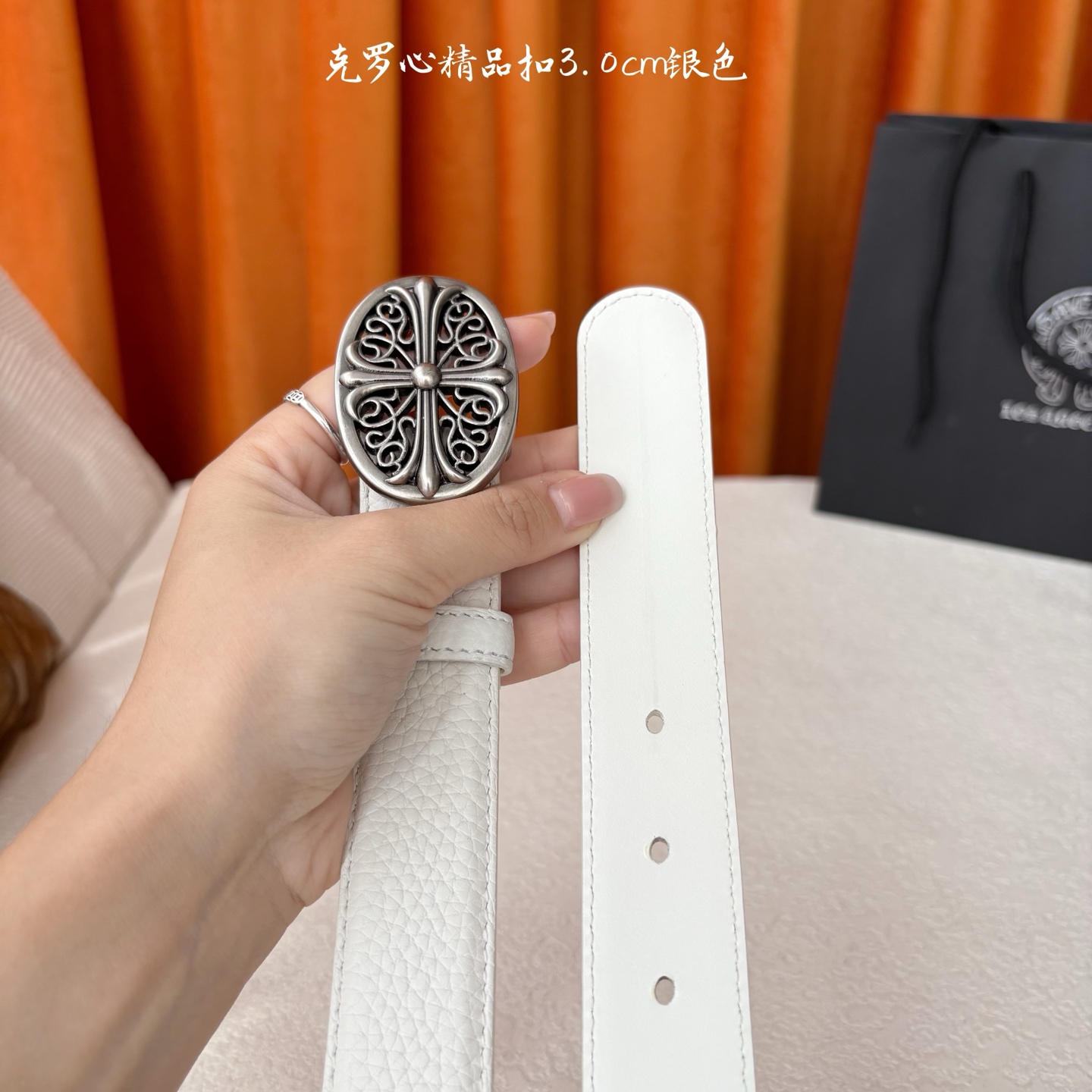 𝐂𝐡𝐫𝐨𝐦𝐞𝐇𝐞𝐚𝐫𝐭𝐬 克罗心经典✝️皮带，复古银五金搭配头层牛皮腰带，酷炫十足。宽度3.0cm