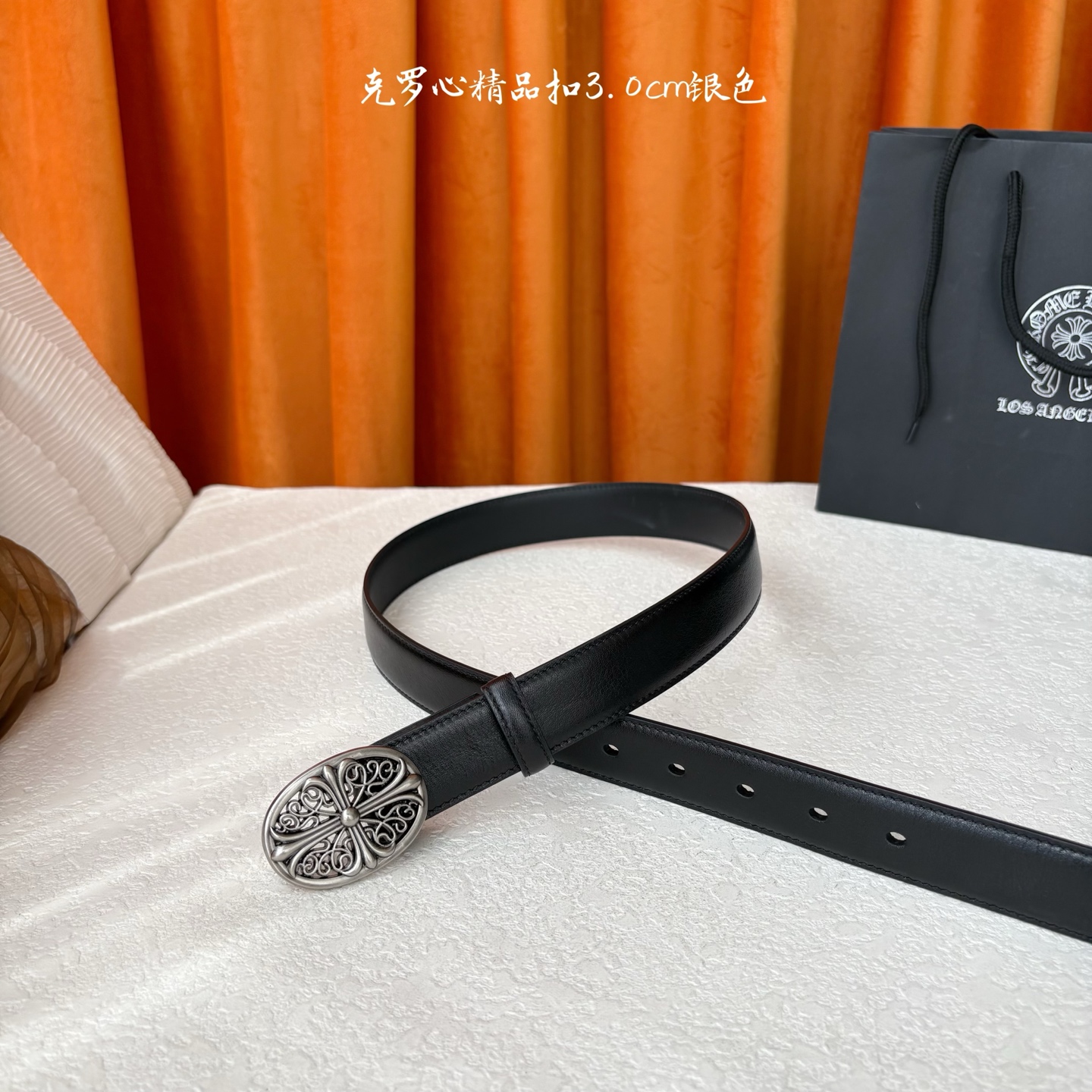 𝐂𝐡𝐫𝐨𝐦𝐞𝐇𝐞𝐚𝐫𝐭𝐬 克罗心经典✝️皮带，复古银五金搭配头层牛皮腰带，酷炫十足。宽度3.0cm