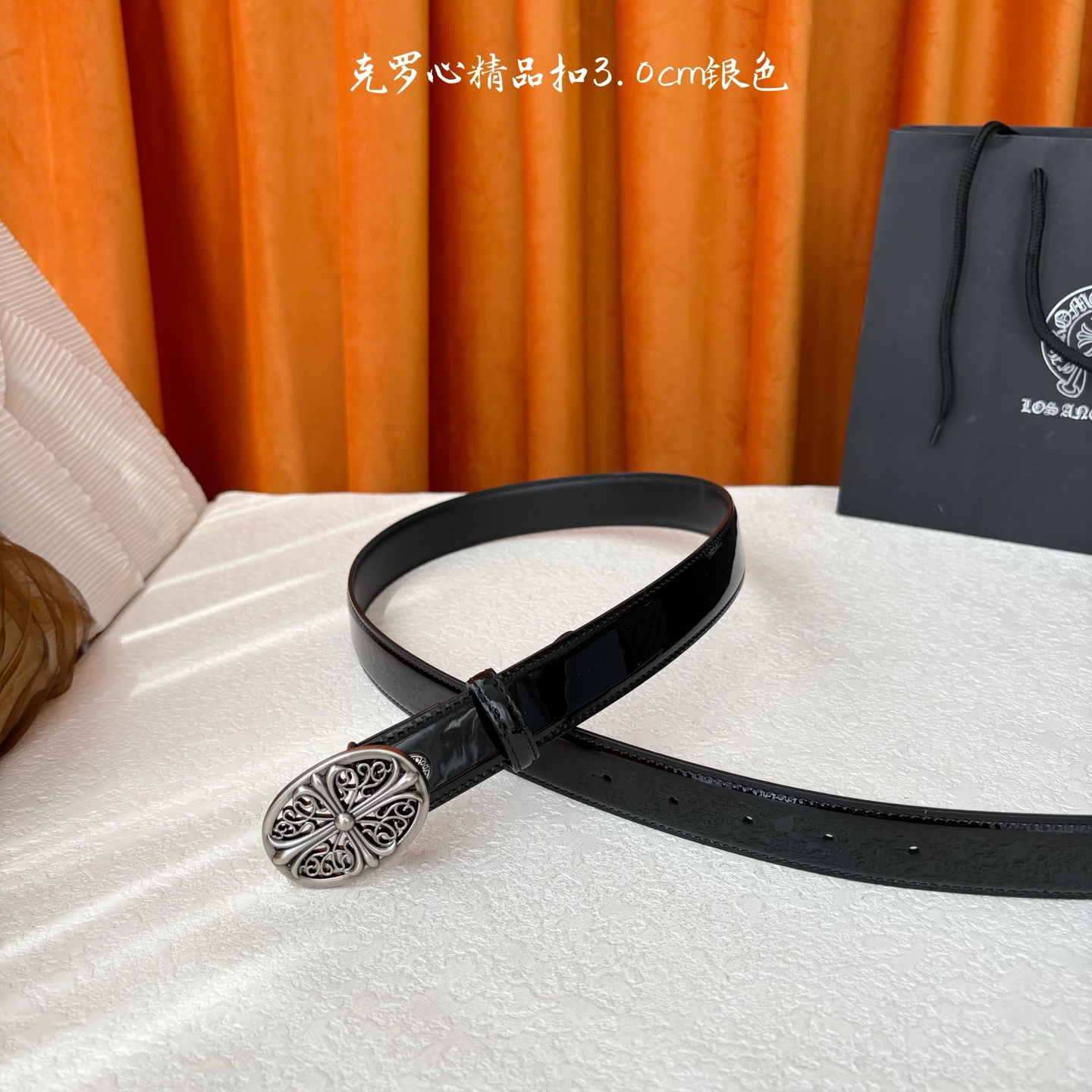 𝐂𝐡𝐫𝐨𝐦𝐞𝐇𝐞𝐚𝐫𝐭𝐬 克罗心经典✝️皮带，复古银五金搭配头层牛皮腰带，酷炫十足。宽度3.0cm