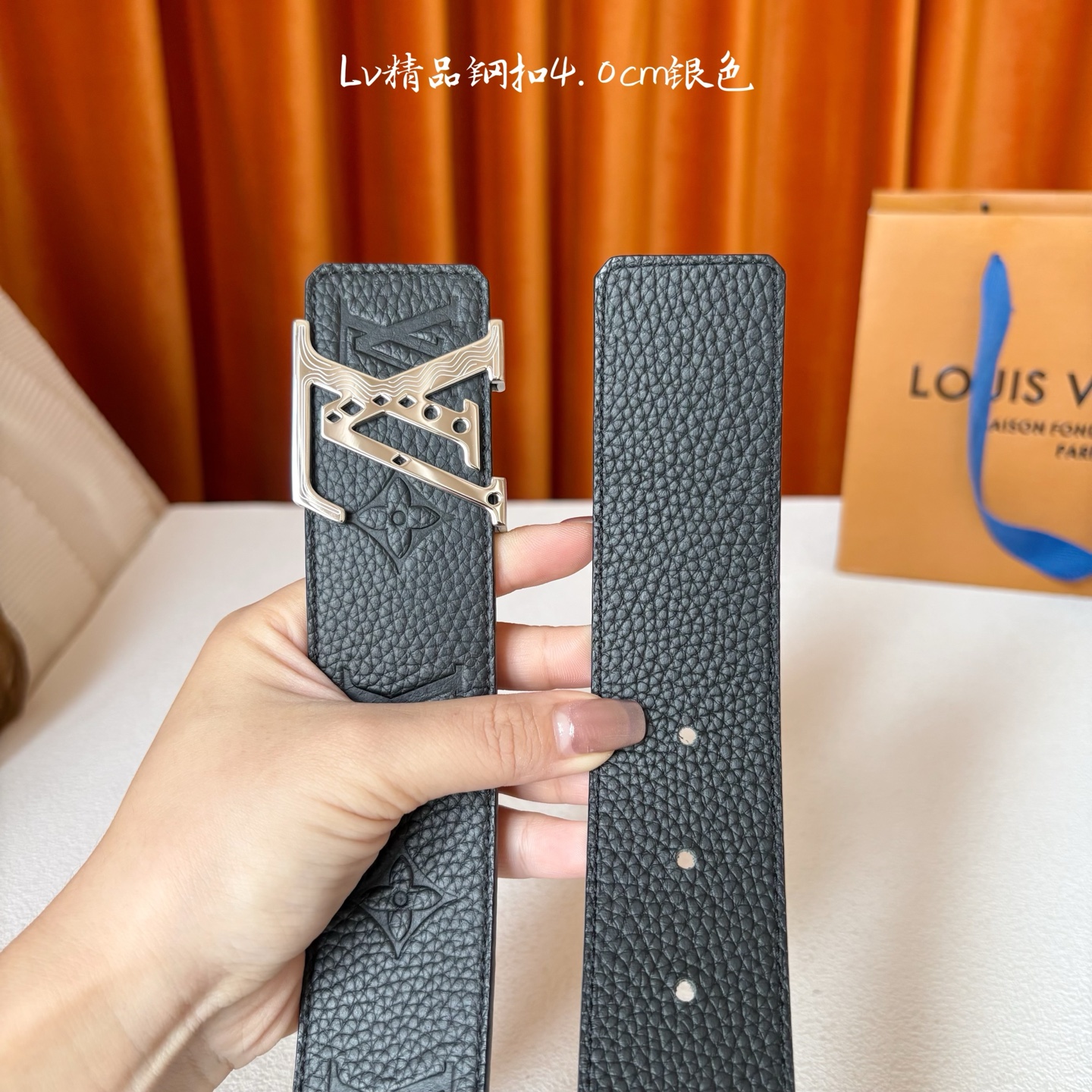 【LOUIS VUITTON】：经典原单品质，经典压花面配原版平纹底，搭配原单精品钢扣，精工制作，细节看