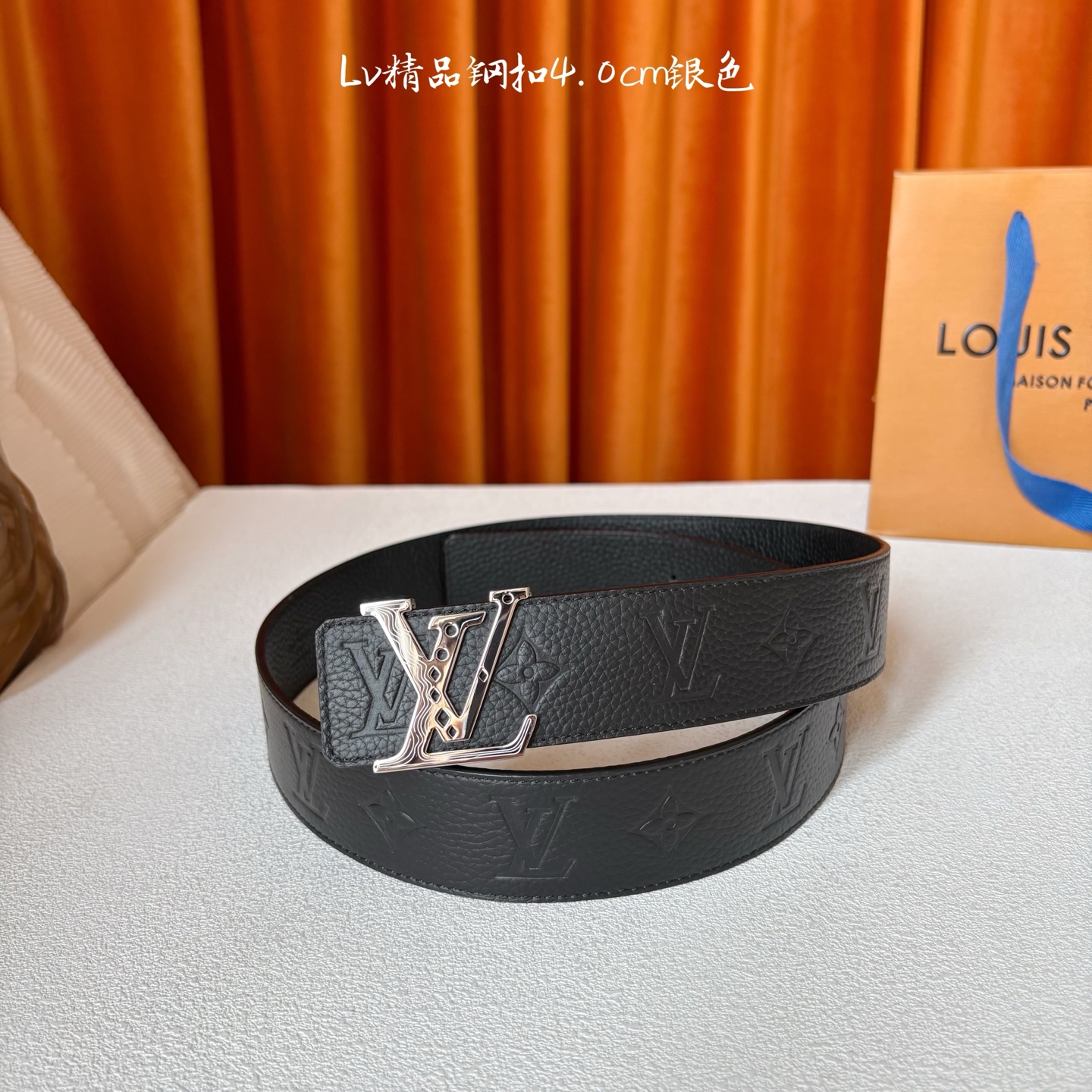 【LOUIS VUITTON】：经典原单品质，经典压花面配原版平纹底，搭配原单精品钢扣，精工制作，细节看