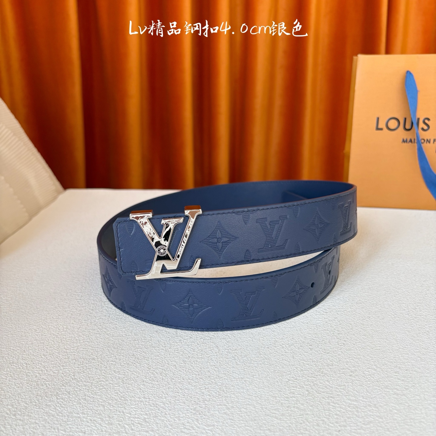 【LOUIS VUITTON】：经典原单品质，经典压花面配原版平纹底，搭配原单精品钢扣，精工制作，细节看