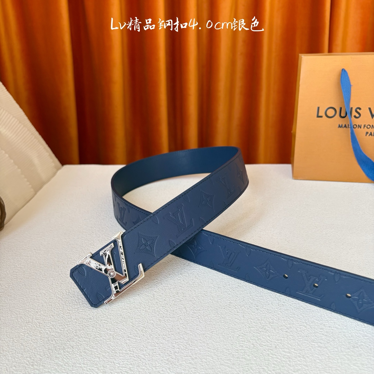 【LOUIS VUITTON】：经典原单品质，经典压花面配原版平纹底，搭配原单精品钢扣，精工制作，细节看