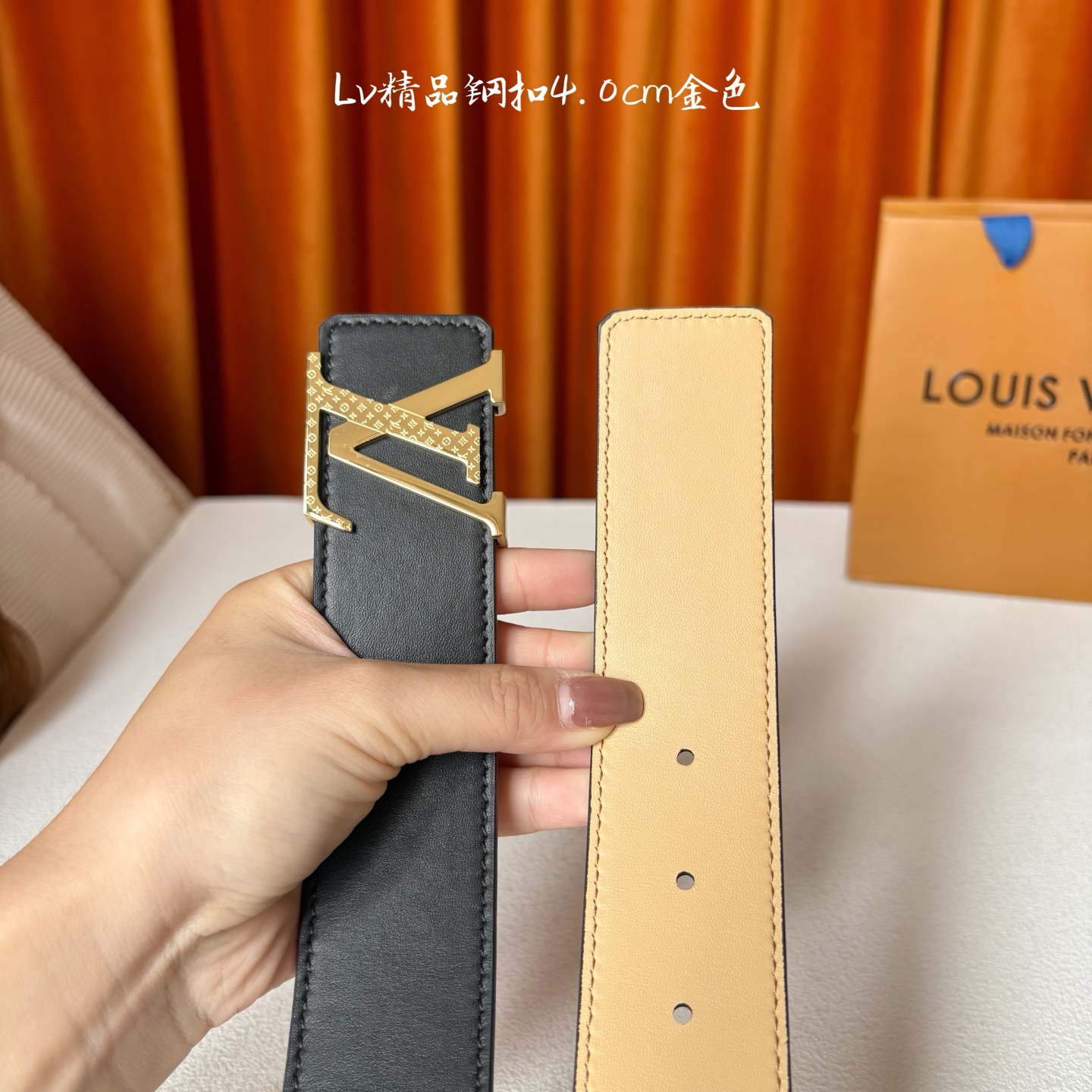 【LOUIS VUITTON】：经典原单品质，经典平纹面配原版平纹底，搭配原单精品钢扣，精工制作，细节看