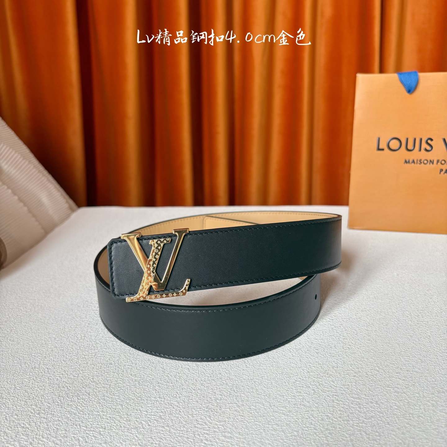 【LOUIS VUITTON】：经典原单品质，经典平纹面配原版平纹底，搭配原单精品钢扣，精工制作，细节看