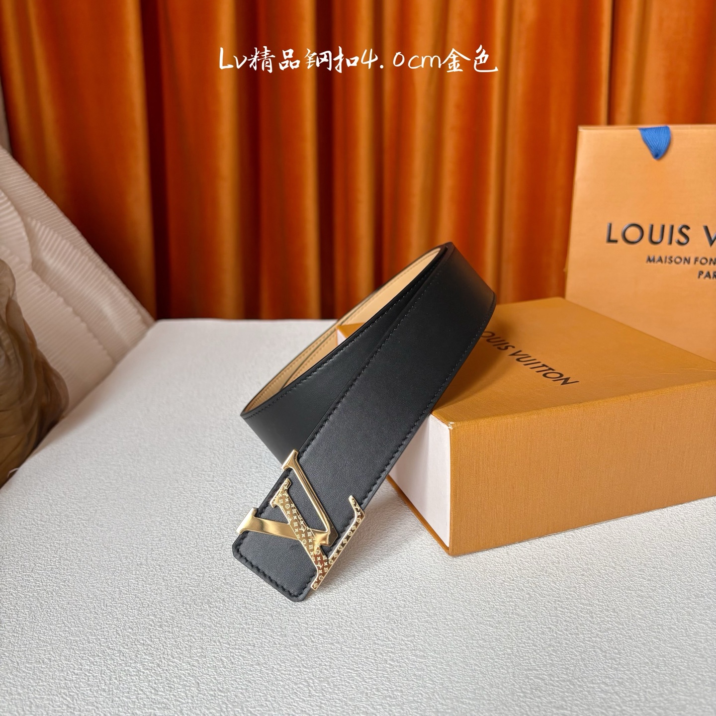 【LOUIS VUITTON】：经典原单品质，经典平纹面配原版平纹底，搭配原单精品钢扣，精工制作，细节看