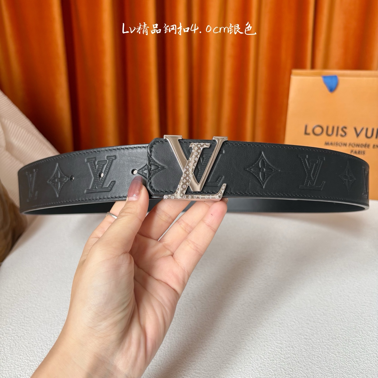 【LOUIS VUITTON】：经典原单品质，经典压花面配原版平纹底，搭配原单精品钢扣，精工制作，细节看