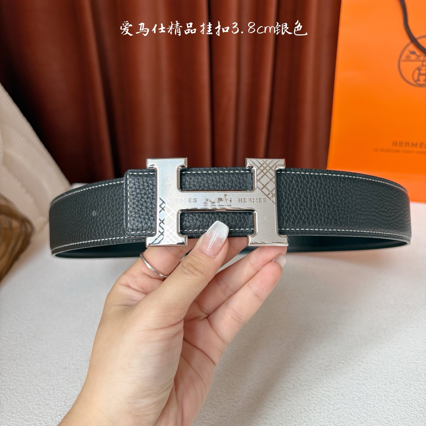 【爱马仕】Hermes 原单爱马仕，宽3.8cm进口原版皮带身，双面可两面用，精品电镀五金 ！