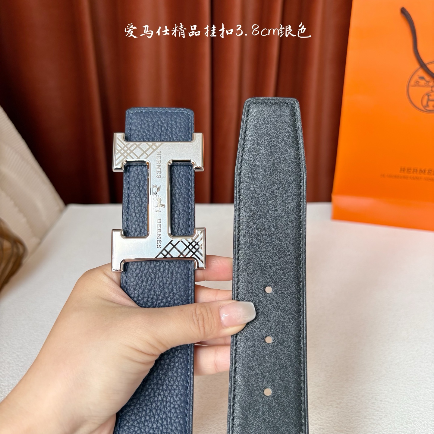 【爱马仕】Hermes 原单爱马仕，宽3.8cm进口原版皮带身，双面可两面用，精品电镀五金 ！