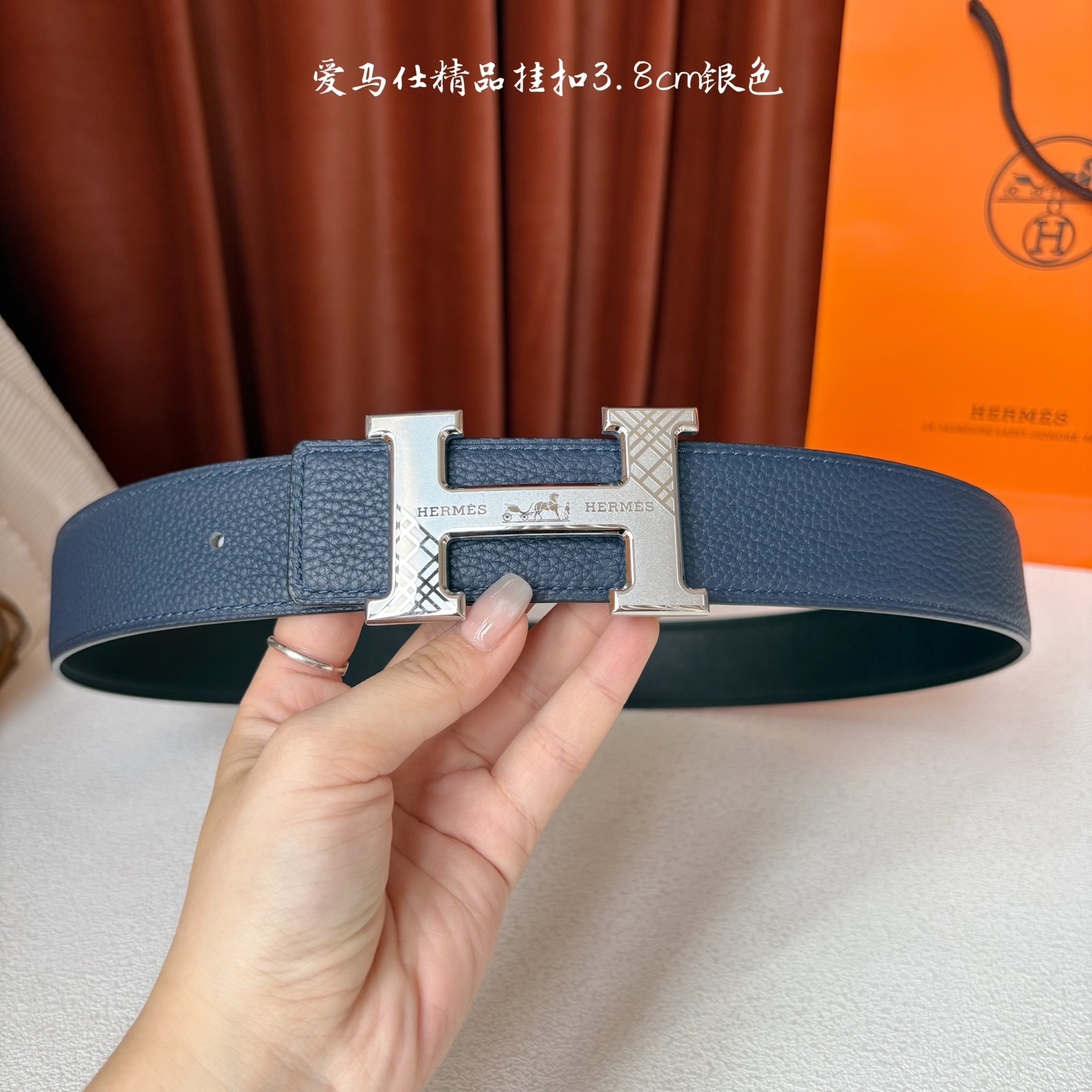 【爱马仕】Hermes 原单爱马仕，宽3.8cm进口原版皮带身，双面可两面用，精品电镀五金 ！