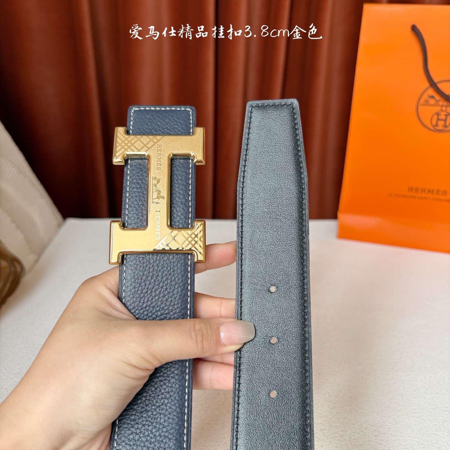 【爱马仕】Hermes 原单爱马仕，宽3.8cm进口原版皮带身，双面可两面用，精品电镀五金 ！