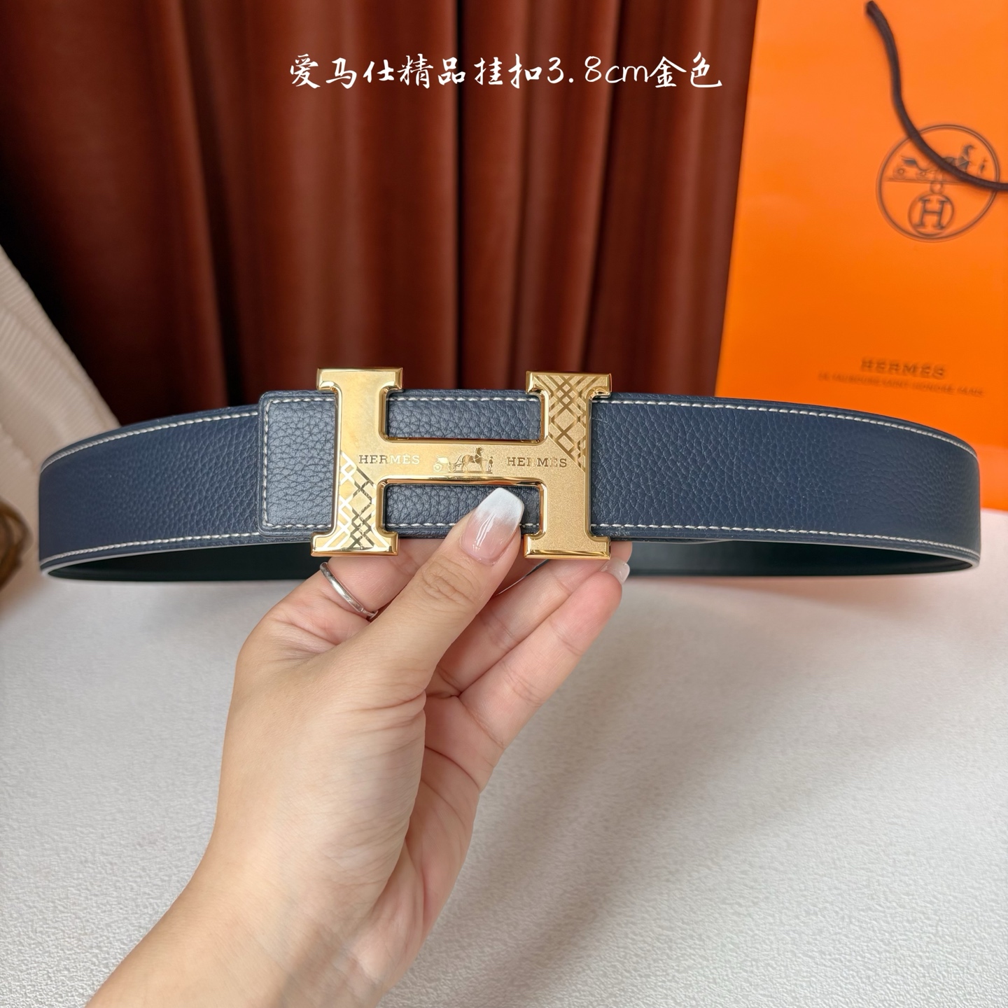 【爱马仕】Hermes 原单爱马仕，宽3.8cm进口原版皮带身，双面可两面用，精品电镀五金 ！
