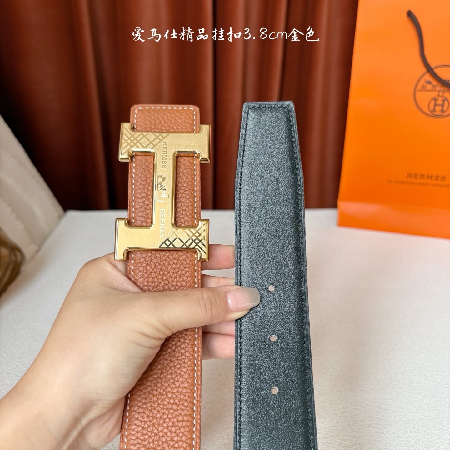 【爱马仕】Hermes 原单爱马仕，宽3.8cm进口原版皮带身，双面可两面用，精品电镀五金 ！