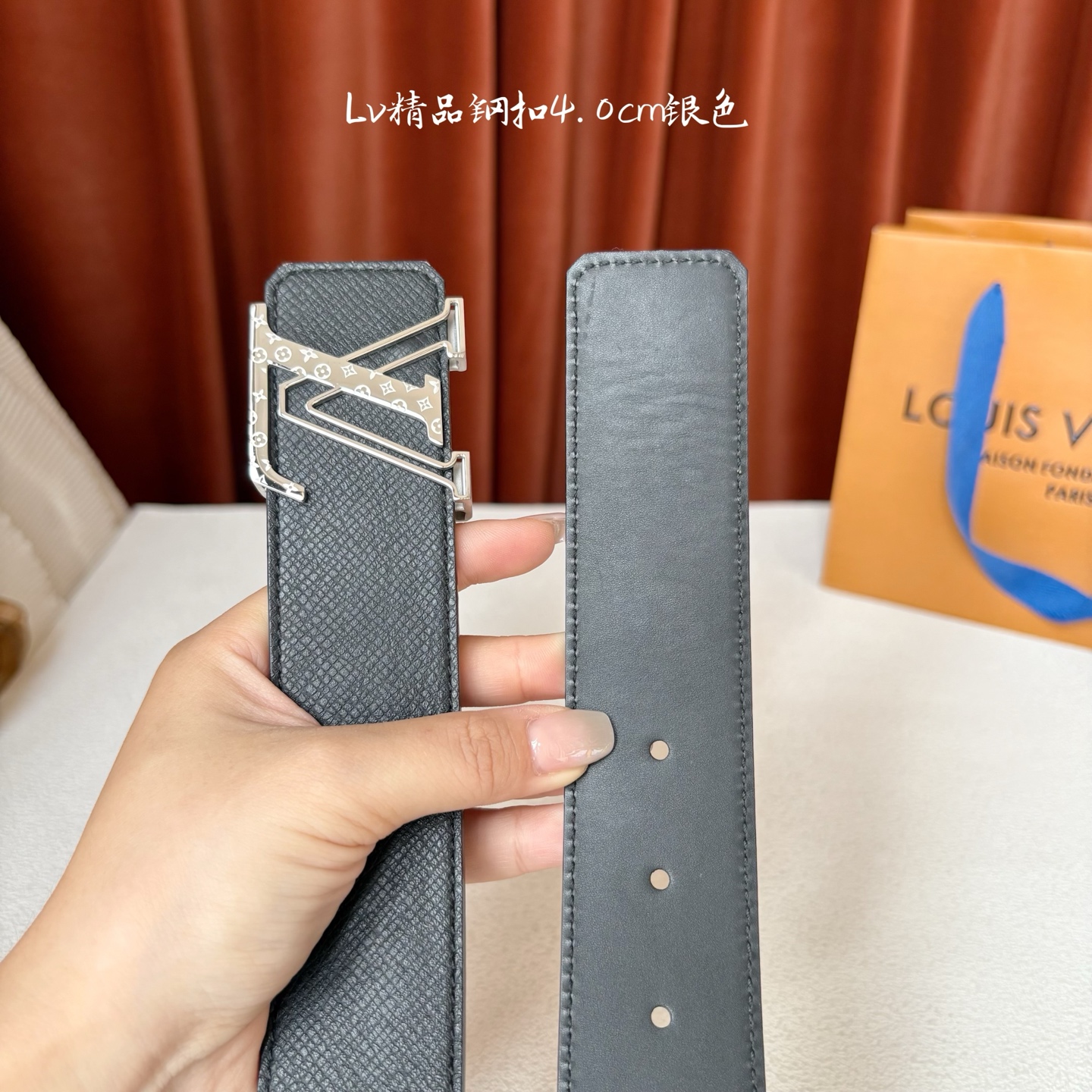 【LOUIS VUITTON】：经典原单品质，经典掌纹面配原版平纹底，搭配原单精品钢扣，精工制作，细节看