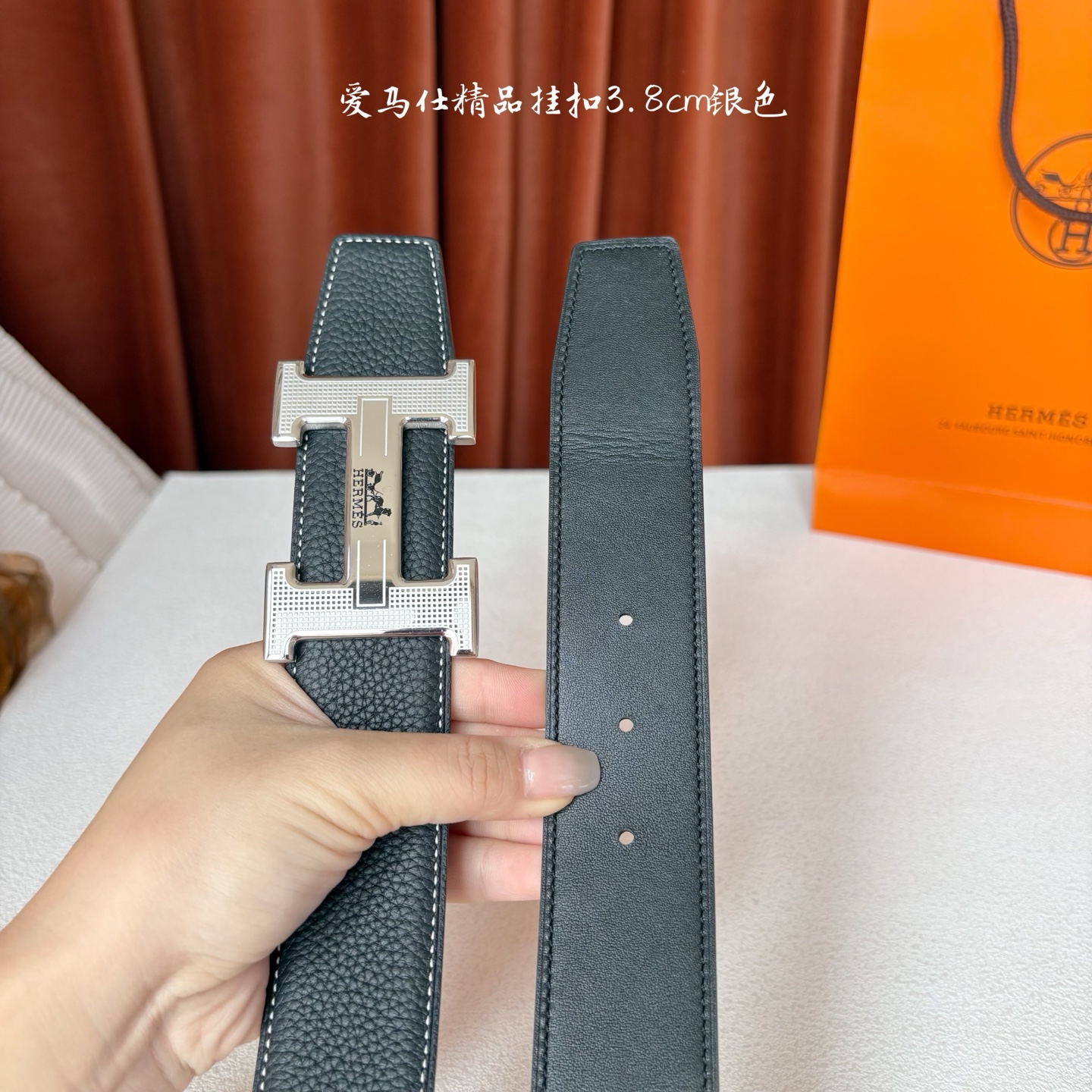 【爱马仕】Hermes 原单爱马仕，宽3.8cm进口原版皮带身，双面可两面用，精品电镀五金 ！