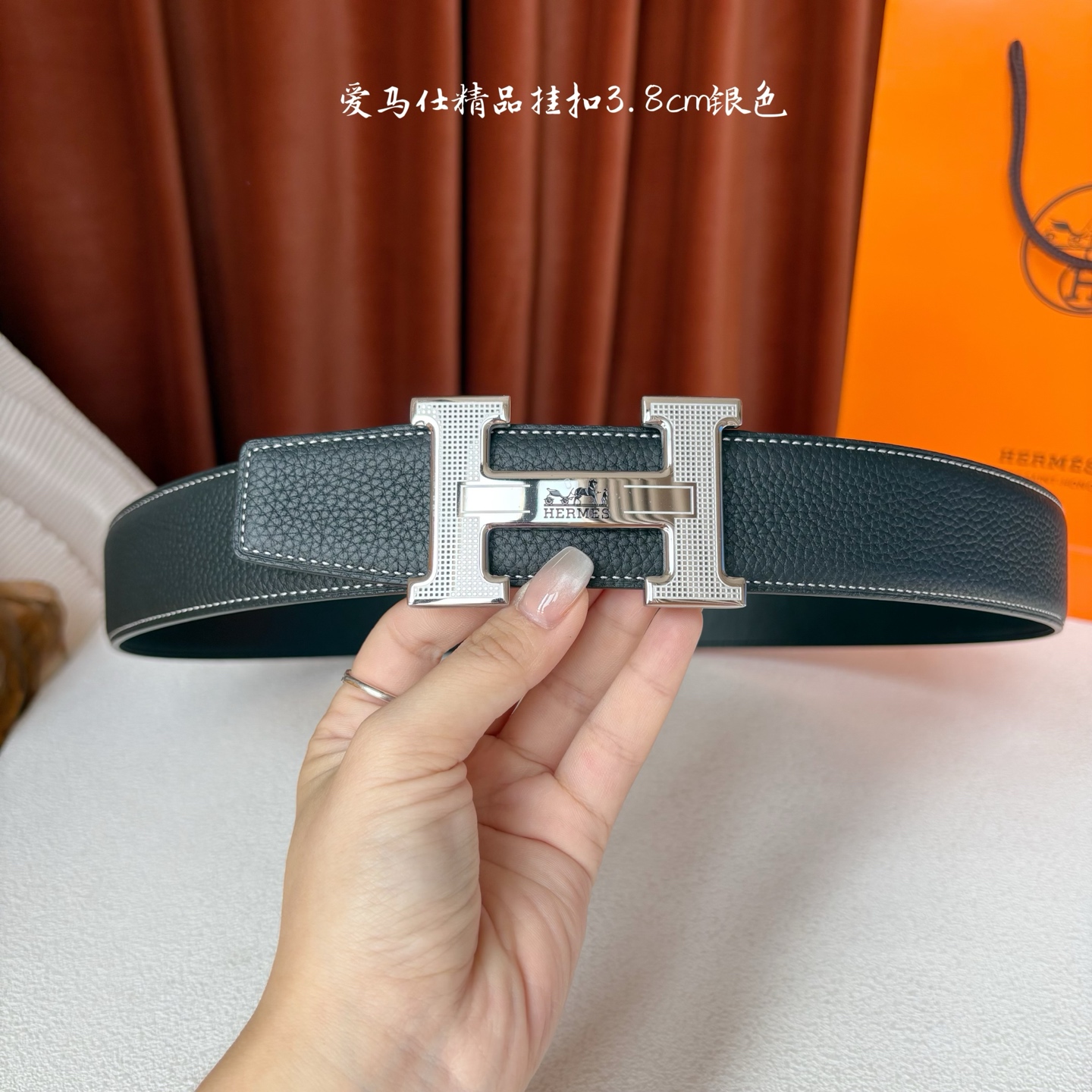 【爱马仕】Hermes 原单爱马仕，宽3.8cm进口原版皮带身，双面可两面用，精品电镀五金 ！