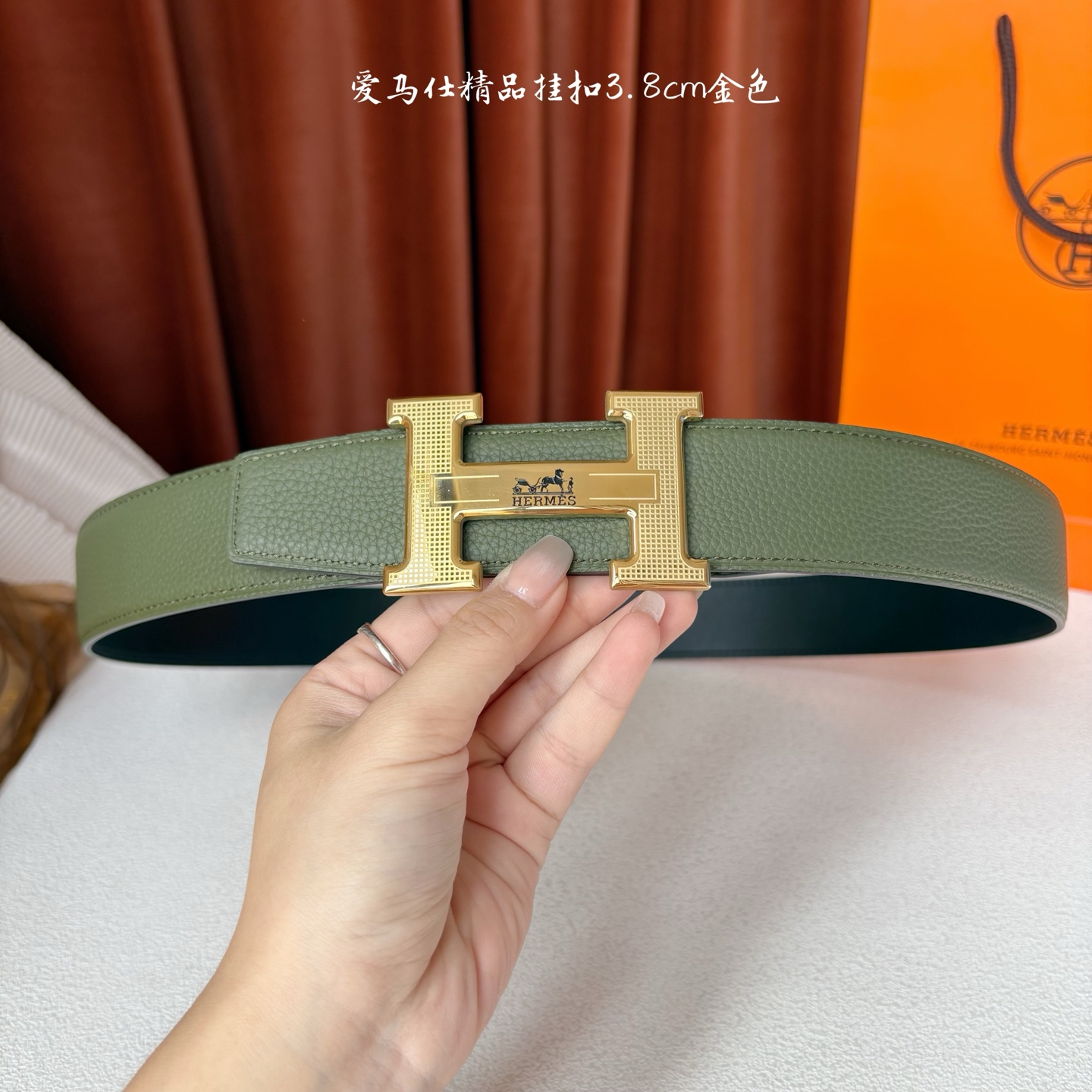 【爱马仕】Hermes 原单爱马仕，宽3.8cm进口原版皮带身，双面可两面用，精品电镀五金 ！