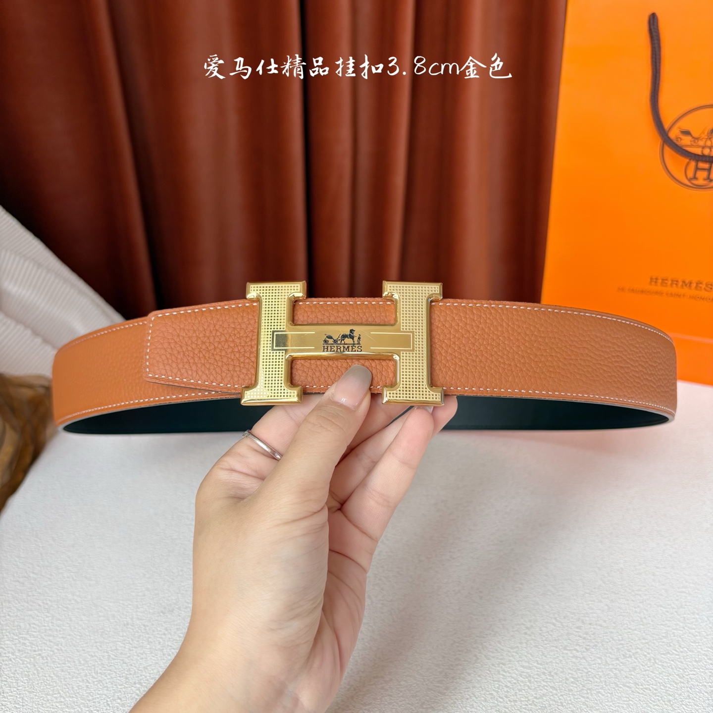 【爱马仕】Hermes 原单爱马仕，宽3.8cm进口原版皮带身，双面可两面用，精品电镀五金 ！