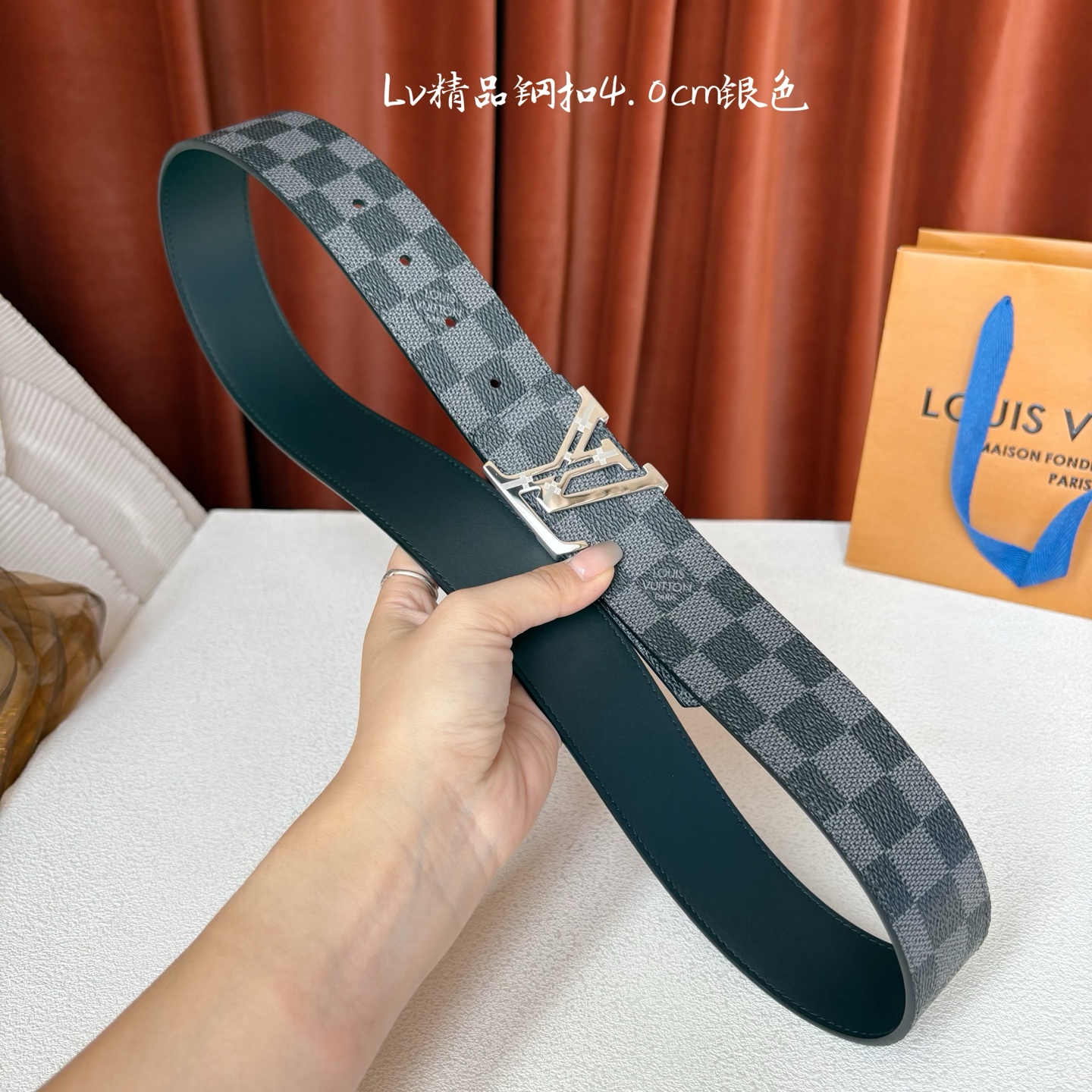 【LOUIS VUITTON】：经典原单品质，经典印花面配原版平纹底，搭配原单精品钢扣，精工制作，细节看