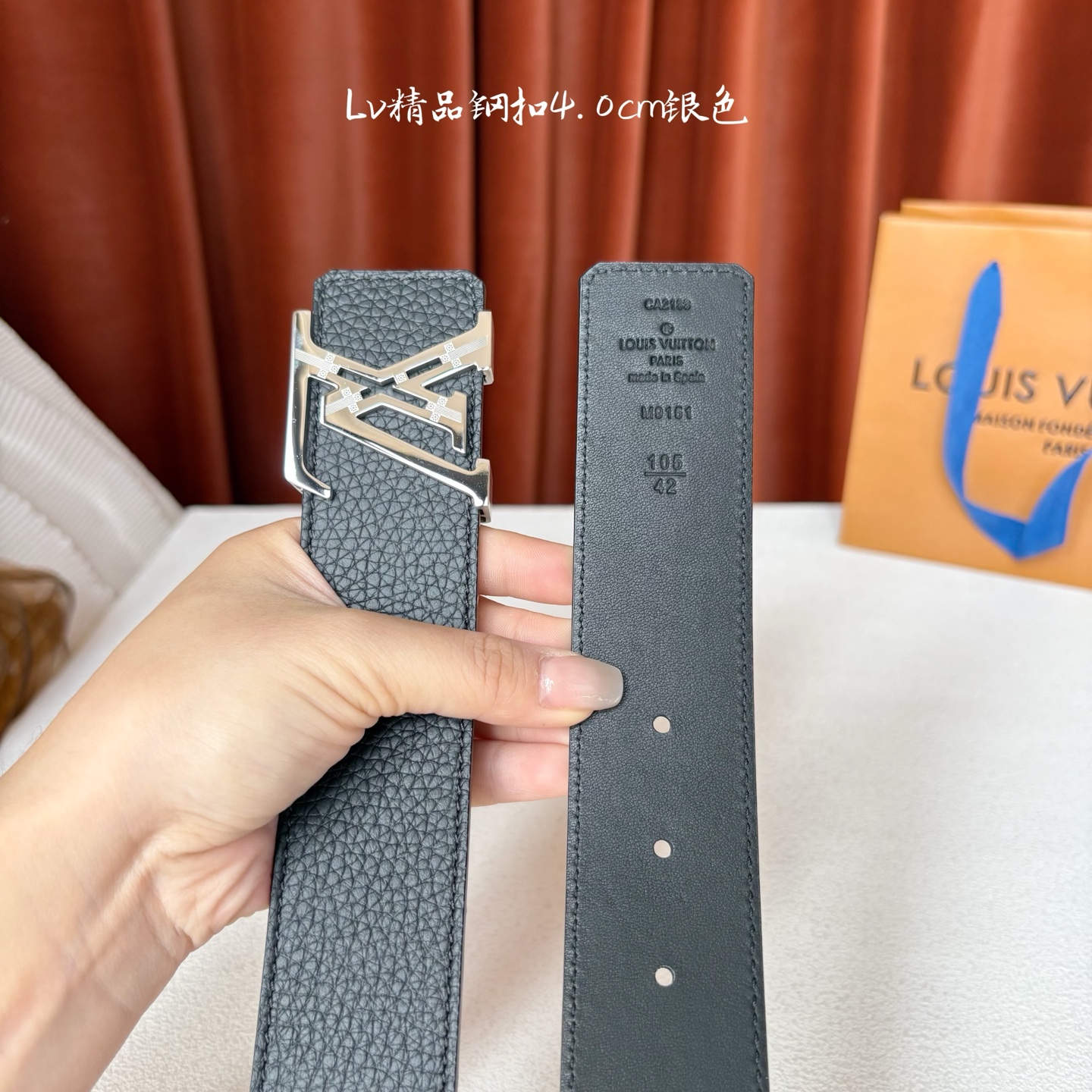 【LOUIS VUITTON】：经典原单品质，经典荔枝纹面配原版平纹底，搭配原单精品钢扣，精工制作，细节