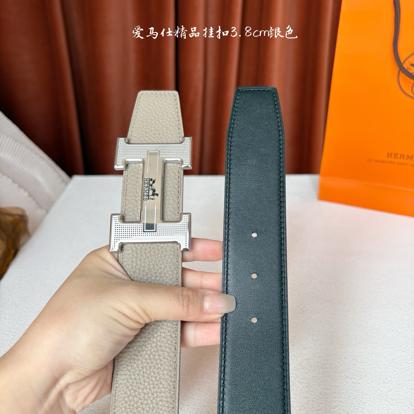 【爱马仕】Hermes 原单爱马仕，宽3.8cm进口原版皮带身，双面可两面用，精品电镀五金 ！