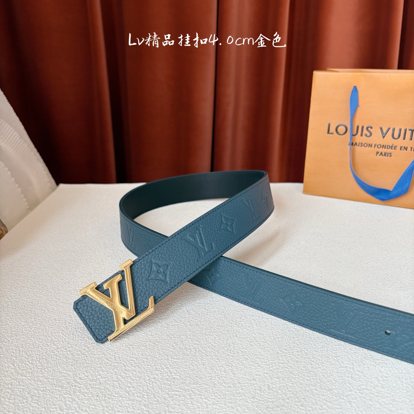 LOUIS VUITTON 经典原单品质 荔枝纹压花面搭配原单精品 4.0cm-Chinese UA Cheap High Quatity Brand Clothes Bags handbags Sneakers wholesale wholesaler seller from China Factory suppliers Fashion Clothing Shoes best Quality Beautiful Price LOUIS VUITTON 经典原单品质 荔枝纹压花面搭配原单精品 4.0cm