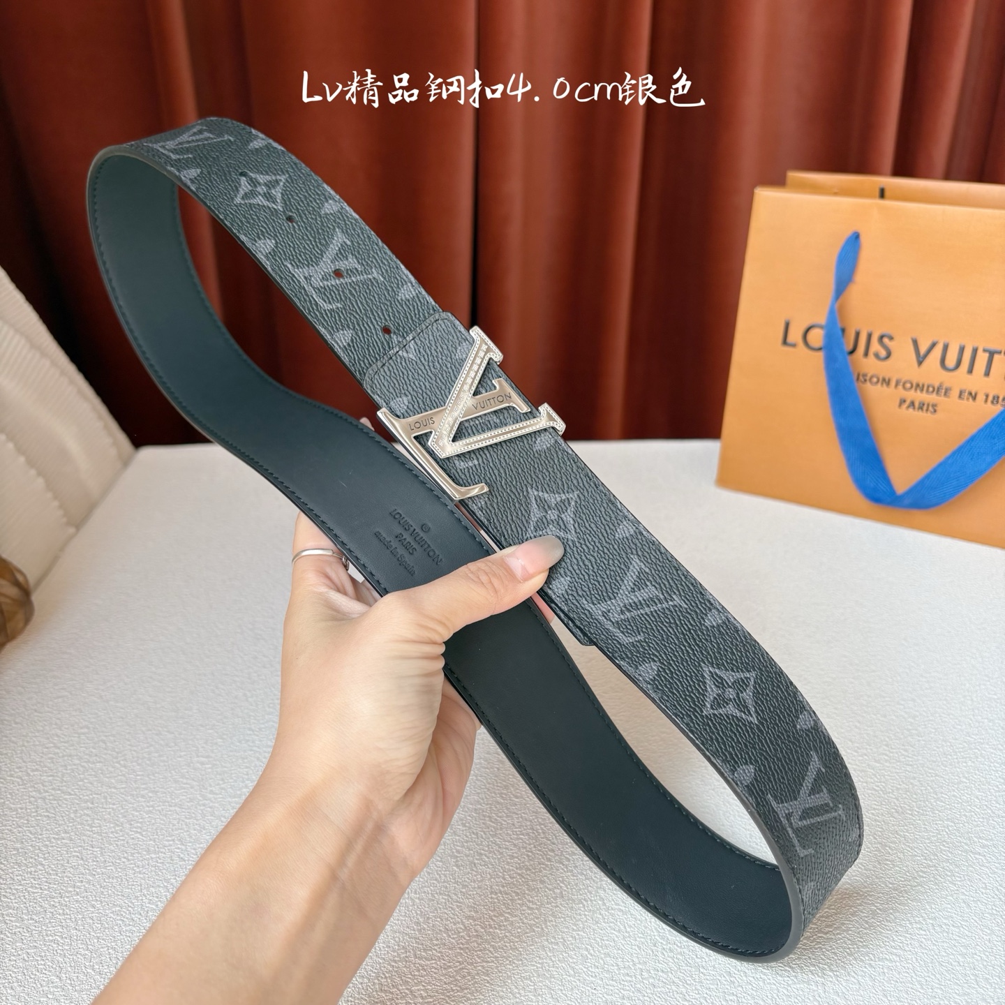 【LOUIS VUITTON】：经典原单品质，经典印花面配原版平纹底，搭配原单精品钢扣，精工制作，细节看