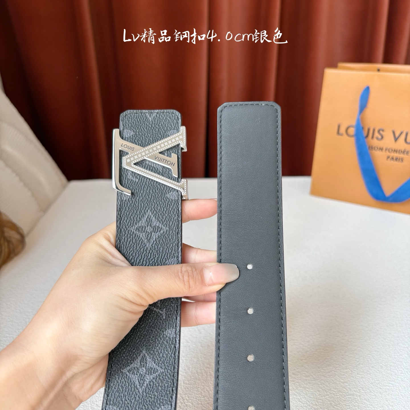 【LOUIS VUITTON】：经典原单品质，经典印花面配原版平纹底，搭配原单精品钢扣，精工制作，细节看