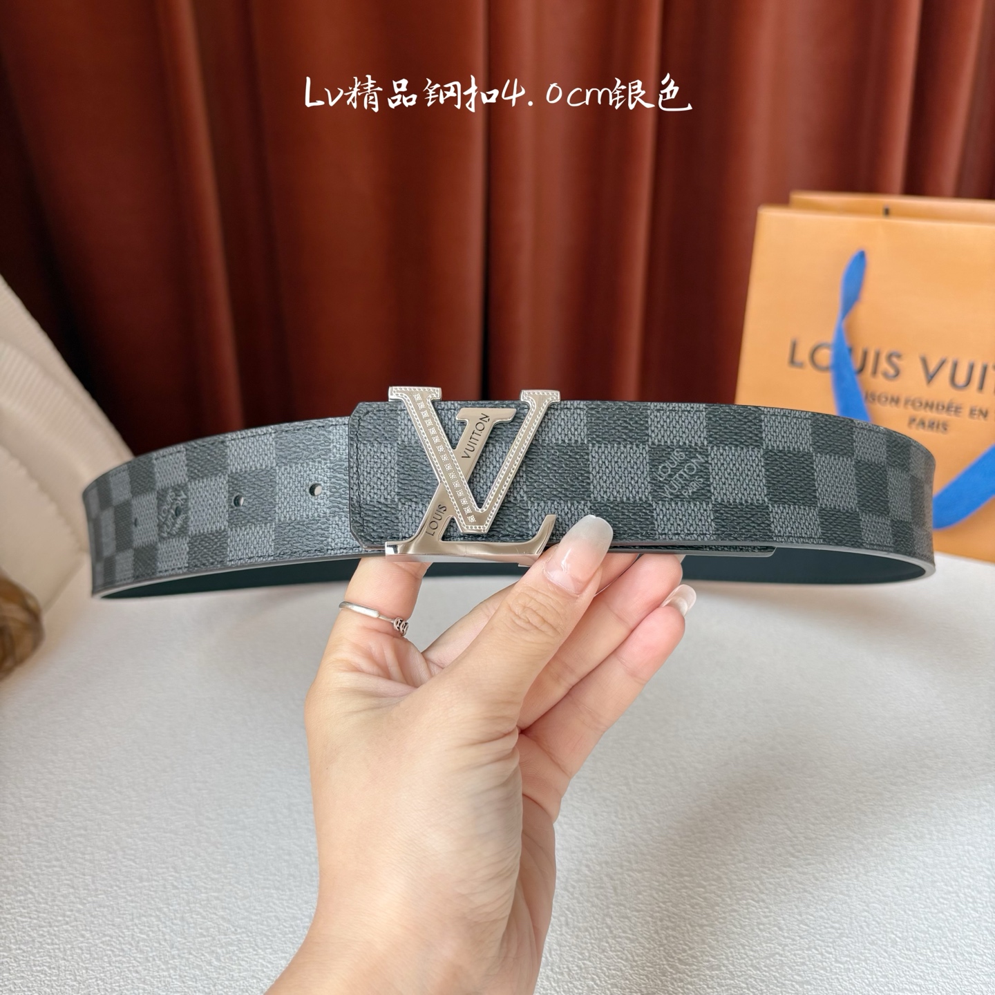 【LOUIS VUITTON】：经典原单品质，经典印花面配原版平纹底，搭配原单精品钢扣，精工制作，细节看