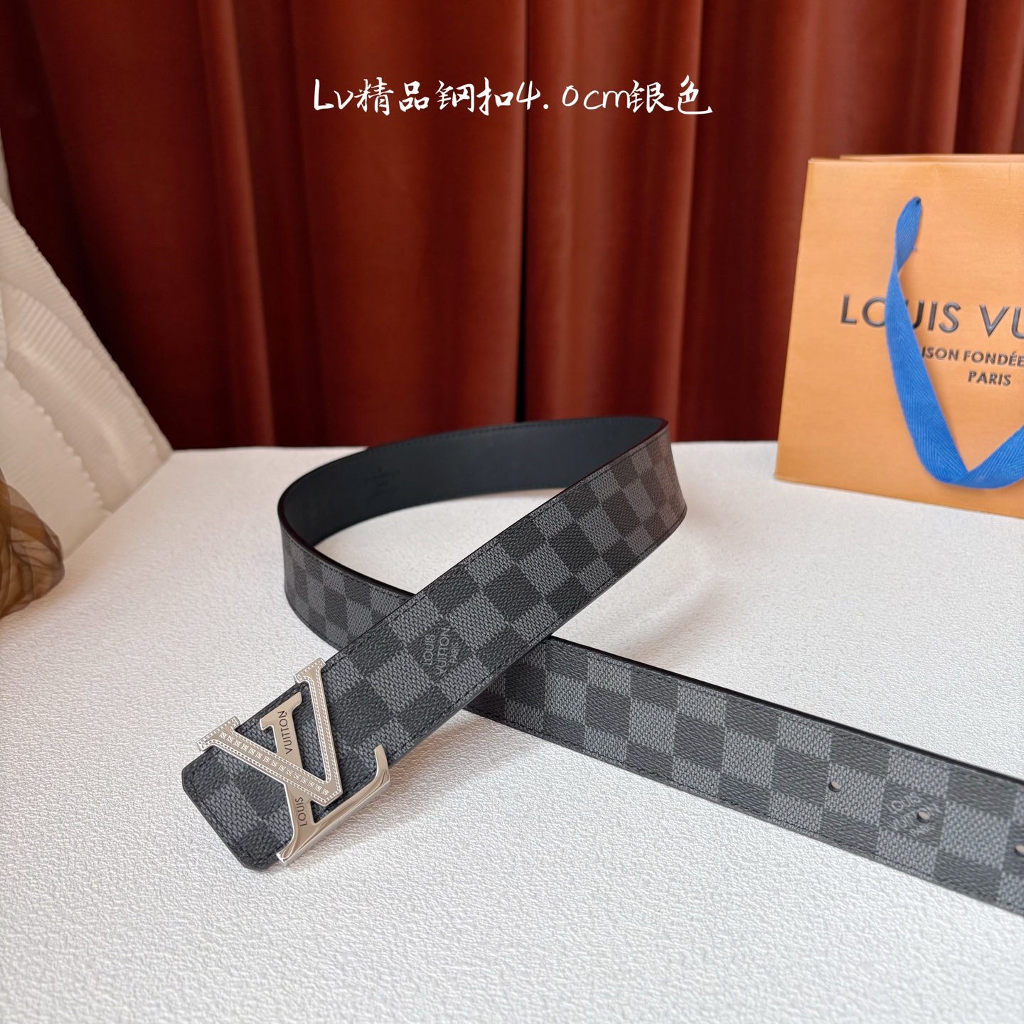 【LOUIS VUITTON】：经典原单品质，经典印花面配原版平纹底，搭配原单精品钢扣，精工制作，细节看