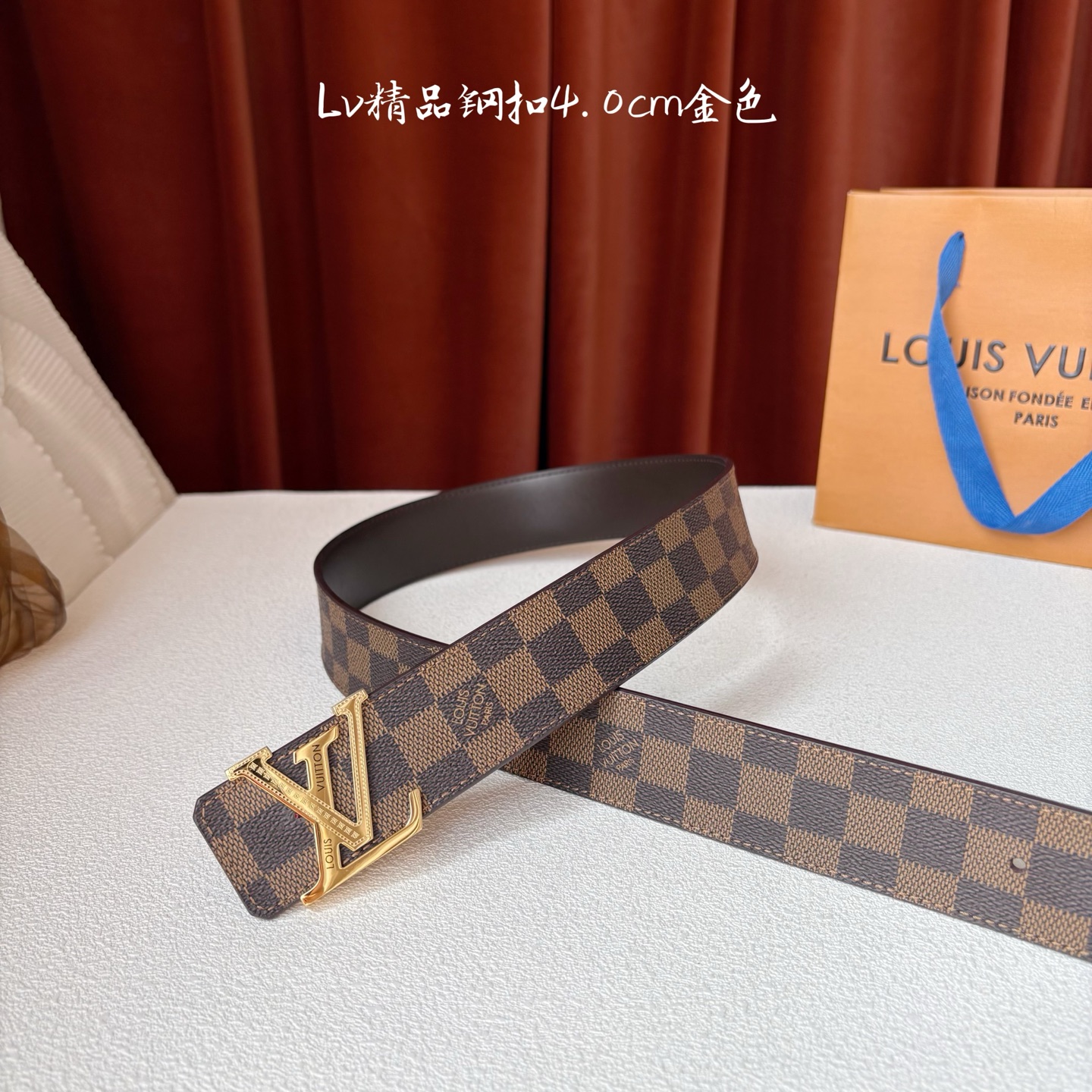 【LOUIS VUITTON】：经典原单品质，经典印花面配原版平纹底，搭配原单精品钢扣，精工制作，细节看