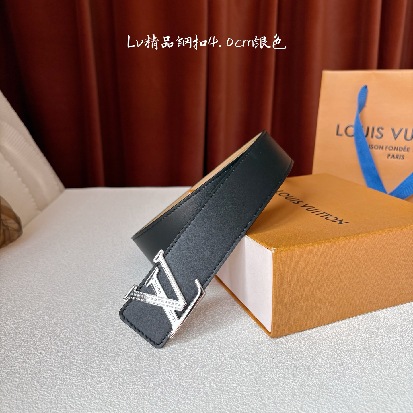 【LOUIS VUITTON】：经典原单品质，双面平纹搭配原单精品钢扣，精工制作，细节看图，实物拍摄，高