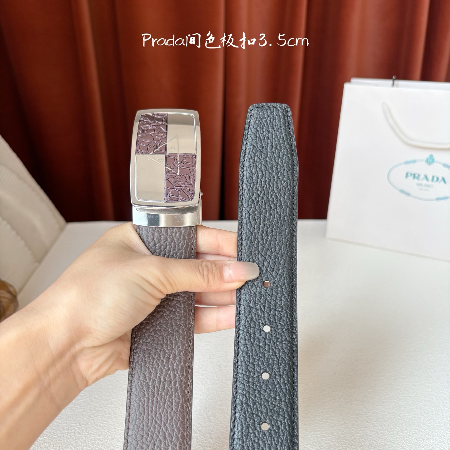 【Prada】：原单面经典头层牛皮腰带，搭配精品板扣，原厂电镀工艺，长短可自行裁剪，宽3.5cm