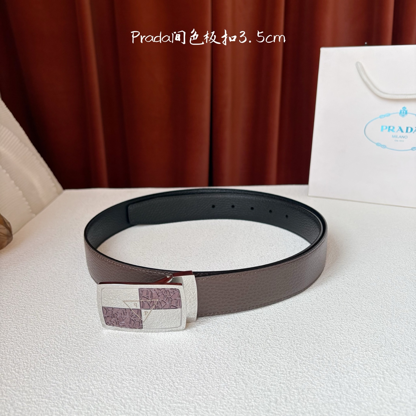 【Prada】：原单面经典头层牛皮腰带，搭配精品板扣，原厂电镀工艺，长短可自行裁剪，宽3.5cm