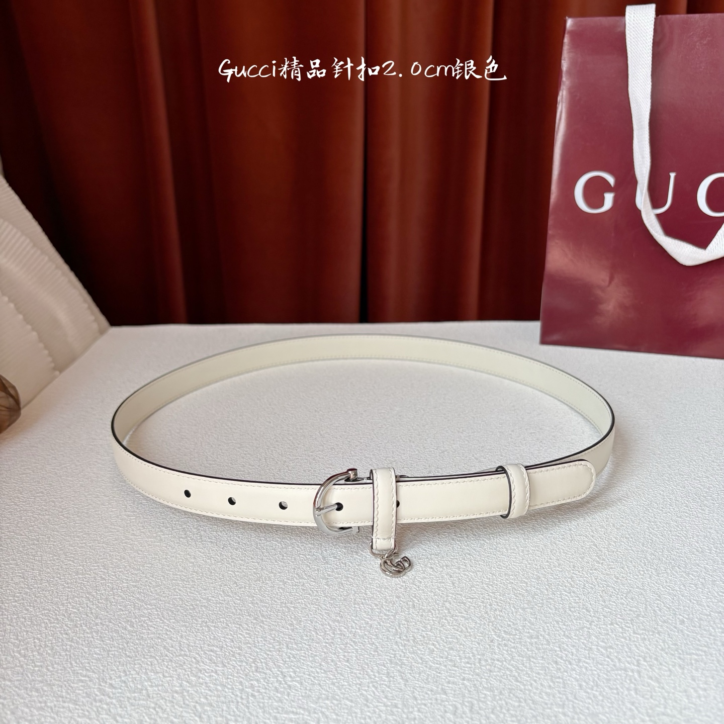 Gucci 经典款面平纹进口原厂皮 搭配原版平纹底 精品针扣 戒指上有品牌logo吊坠 宽2.0Cm 潮
