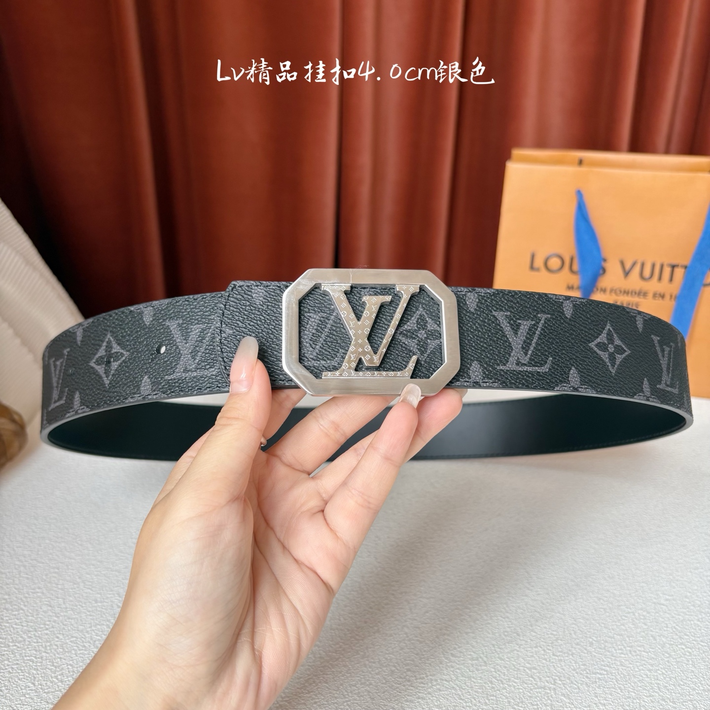 【LOUIS VUITTON】：经典原单品质，经典印花面搭配原单精品钢扣，精工制作，细节看图，实物拍摄，