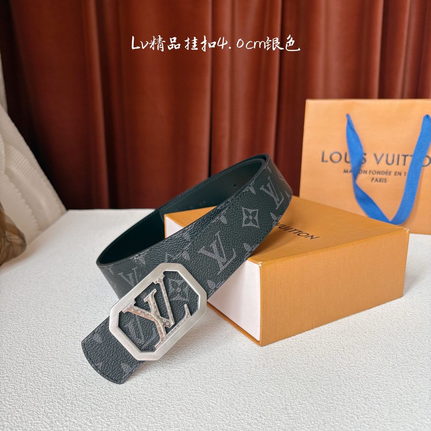 【LOUIS VUITTON】：经典原单品质，经典印花面搭配原单精品钢扣，精工制作，细节看图，实物拍摄，