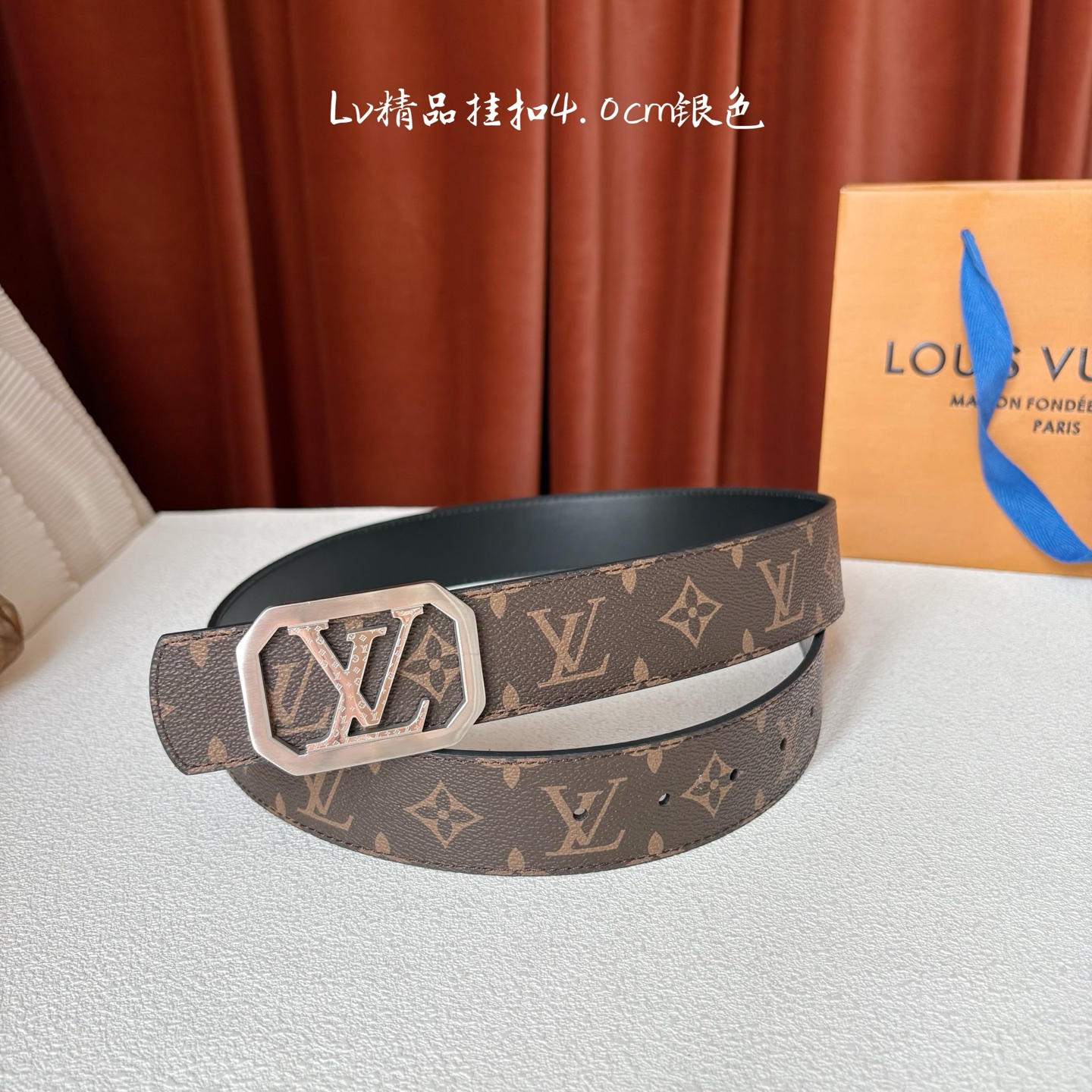 【LOUIS VUITTON】：经典原单品质，经典印花面搭配原单精品钢扣，精工制作，细节看图，实物拍摄，
