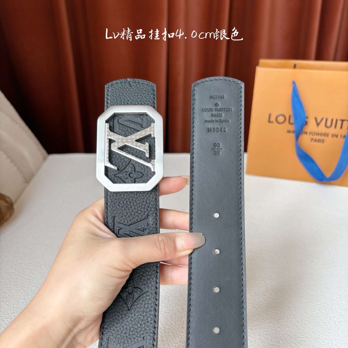 【LOUIS VUITTON】：经典原单品质，经典荔枝纹压花面搭配原单精品钢扣，精工制作，细节看图，实物