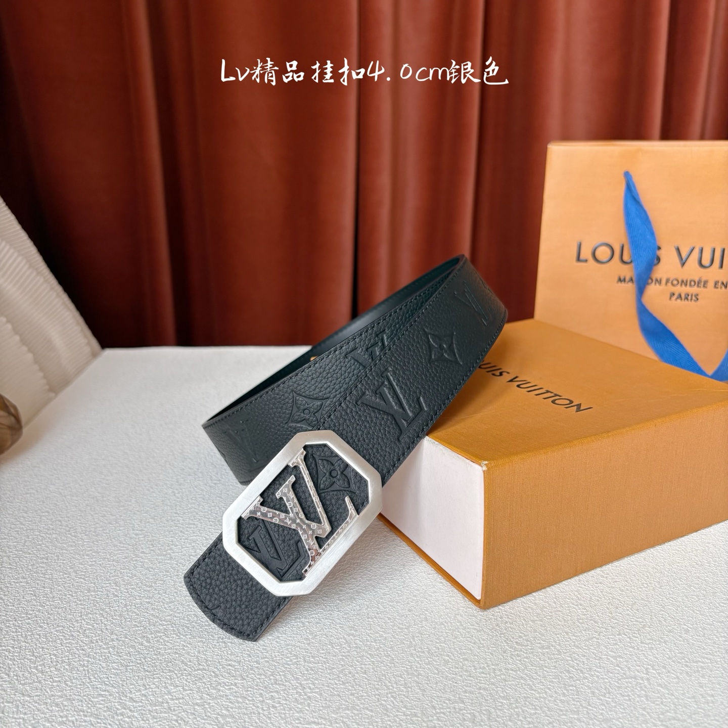 【LOUIS VUITTON】：经典原单品质，经典荔枝纹压花面搭配原单精品钢扣，精工制作，细节看图，实物
