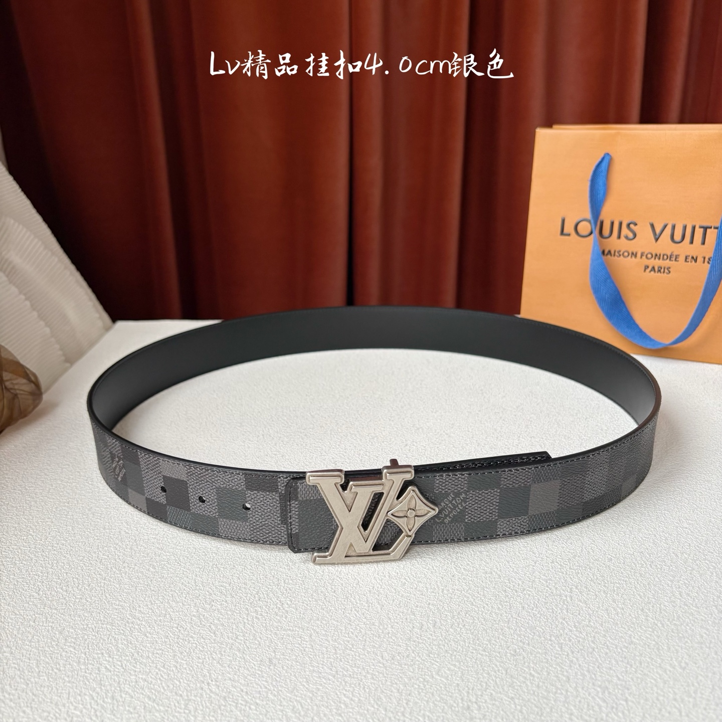 【LOUIS VUITTON】：经典原单品质，经典印花面搭配原单精品挂扣，精工制作，细节看图，实物拍摄，