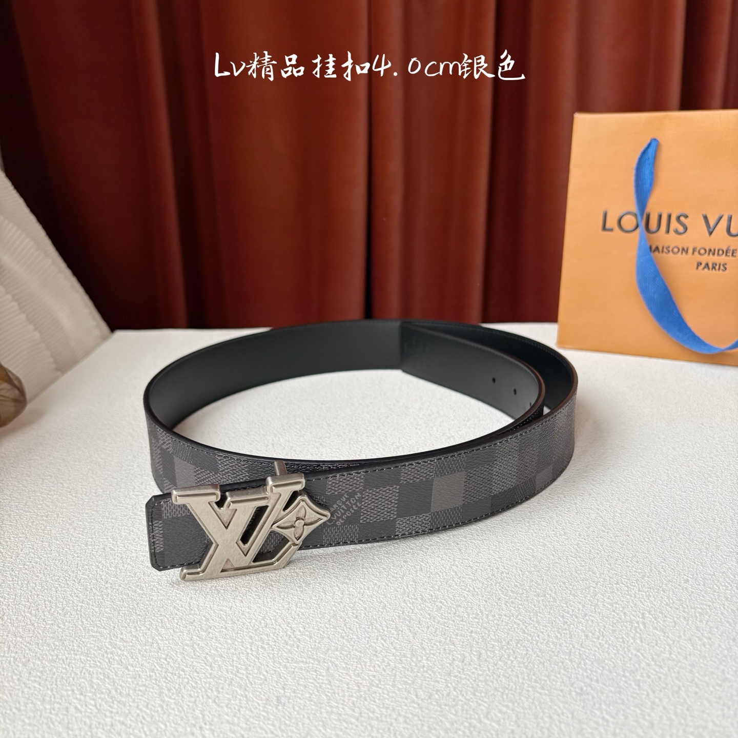 【LOUIS VUITTON】：经典原单品质，经典印花面搭配原单精品挂扣，精工制作，细节看图，实物拍摄，