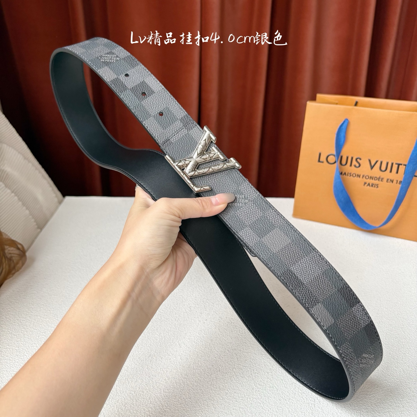 【LOUIS VUITTON】：经典原单品质，经典印花面搭配原单精品挂扣，精工制作，细节看图，实物拍摄，