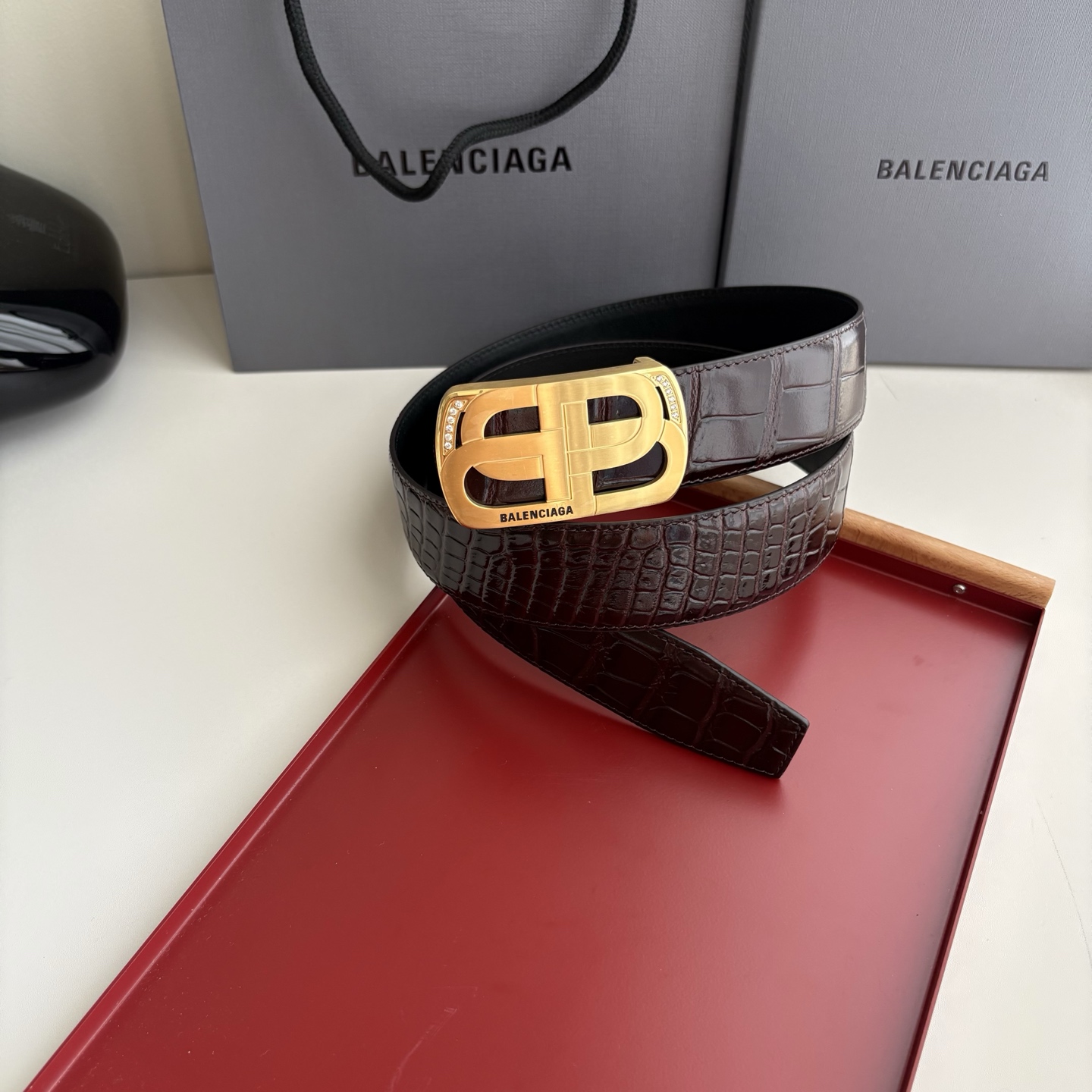 NO:764200,Balenciaga double-sided calfskin, original single boutique with diamond steel buckle inside, finely crafted, detailed photos, real photos, high-end luxury, width 3.8cm, belt, balenciaga, cowhide19860909巴黎世家双面小牛皮,原单精品内穿钻石钢扣,精工制作,细节看图,实物拍摄,高端奢华,宽度3.8cm,皮带,balenciaga,cowhide,Belt