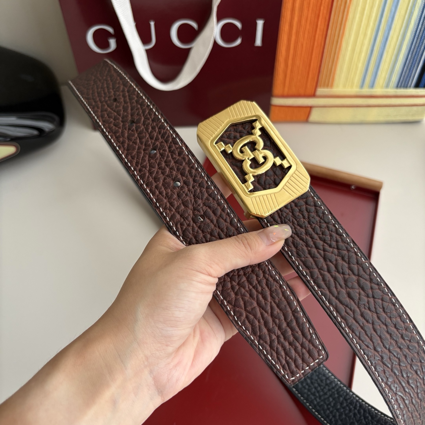 Gucci 经典原单品质，经典压花面配原版皮底，原单精品内穿钢扣，精工制作，细节看图，实物拍摄，高端奢华