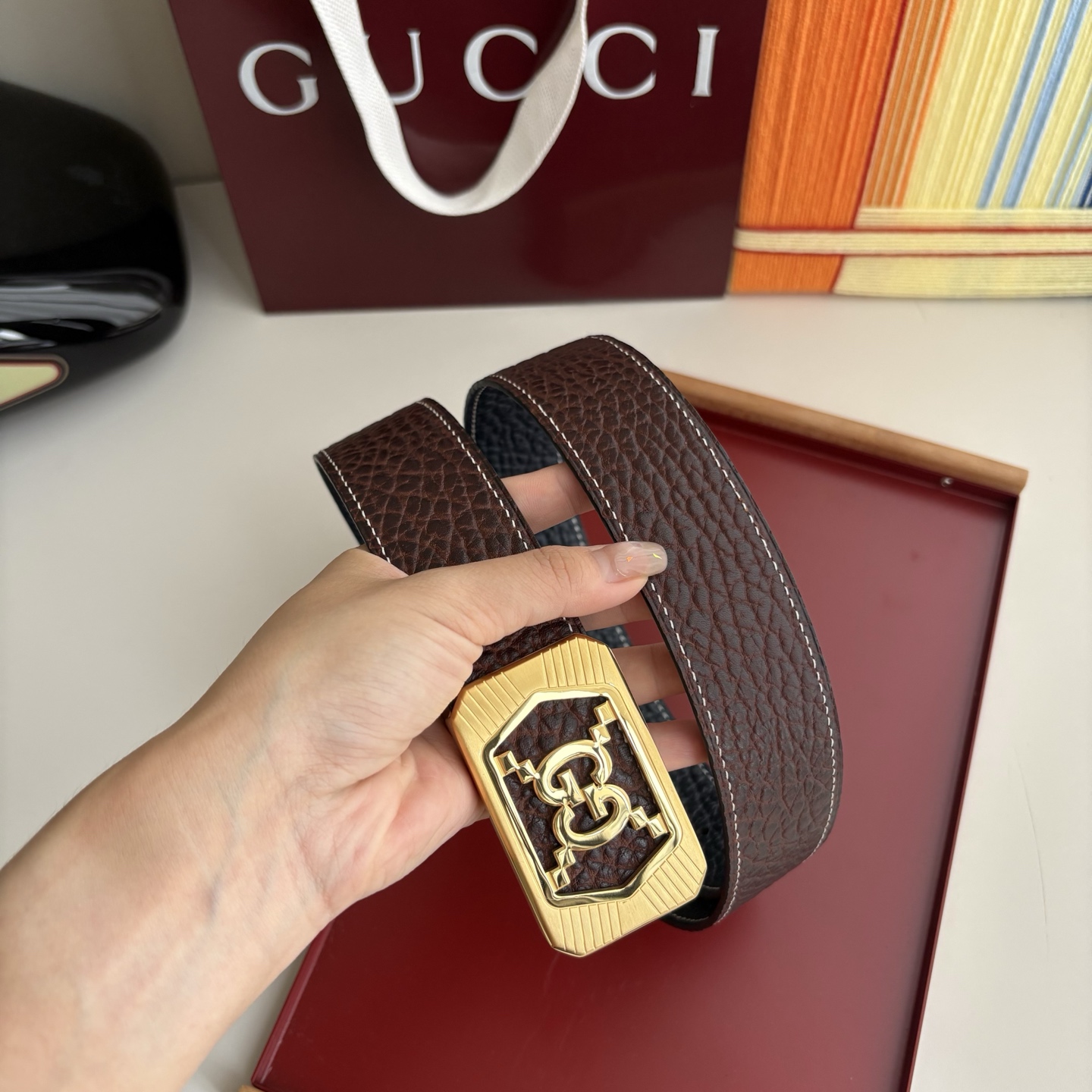 Gucci 经典原单品质，经典压花面配原版皮底，原单精品内穿钢扣，精工制作，细节看图，实物拍摄，高端奢华