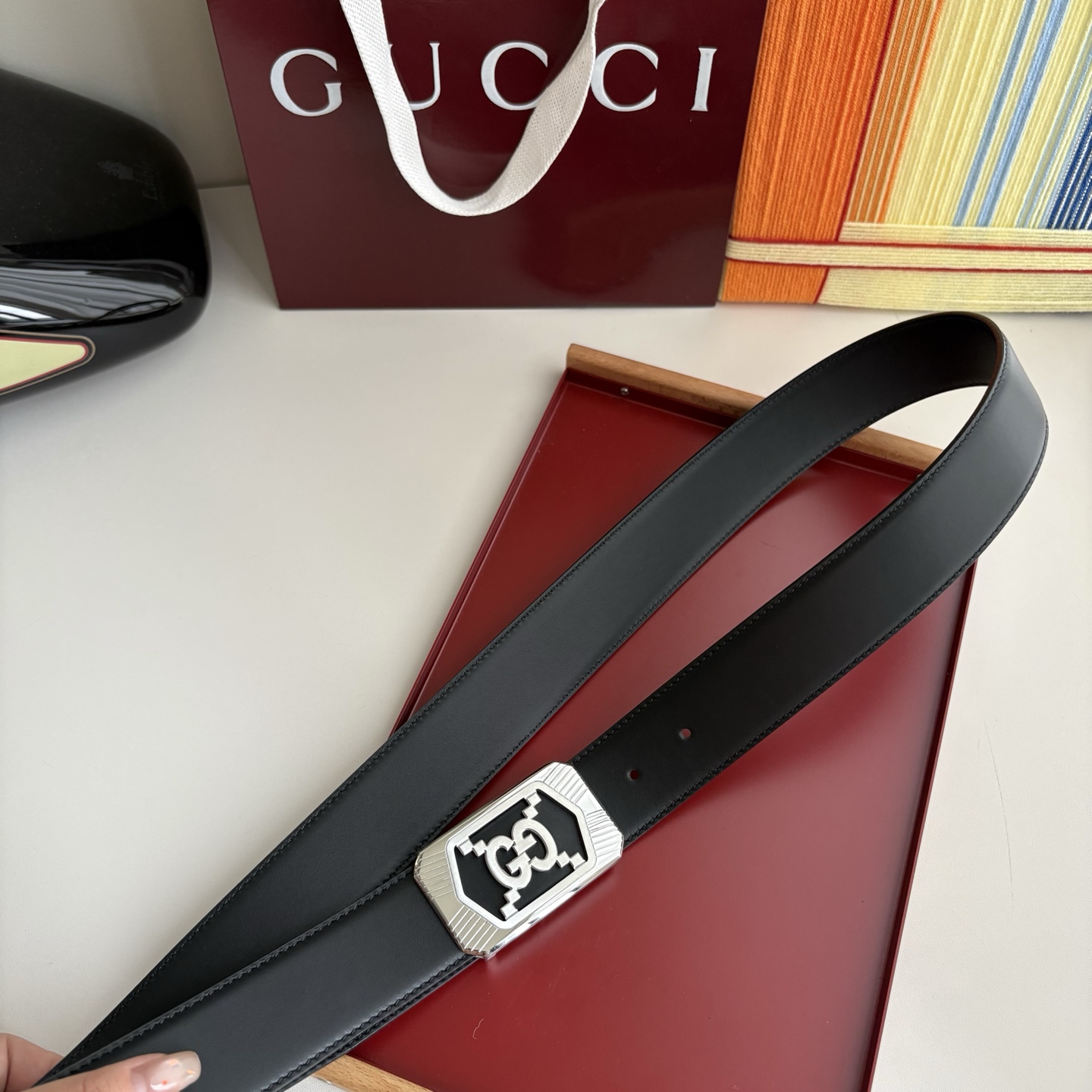 Gucci 经典原单品质，经典压花面配原版皮底，原单精品内穿钢扣，精工制作，细节看图，实物拍摄，高端奢华